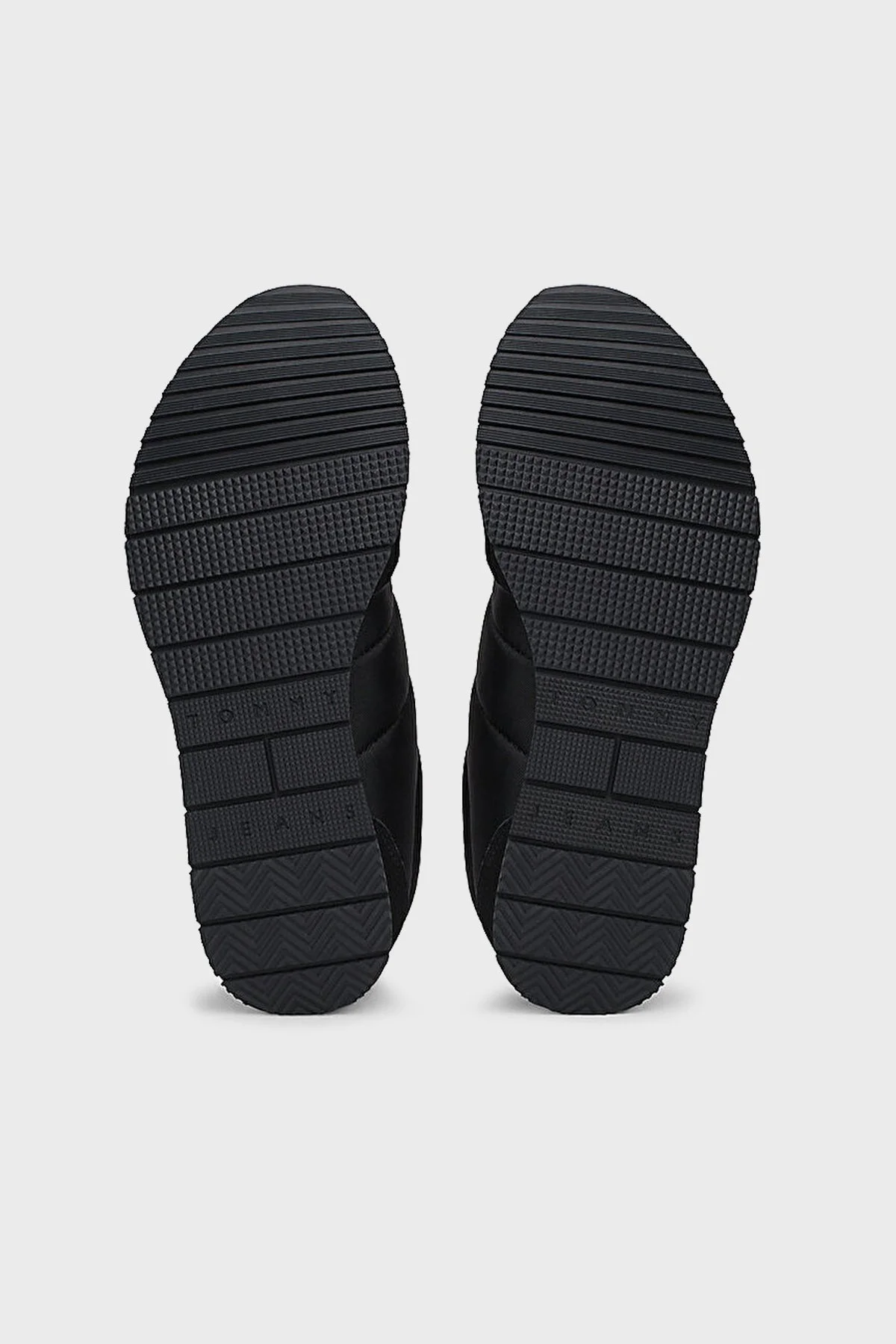 Tommy Jeans Logolu Sneaker Erkek Ayakkabı EM0EM01351 BDS SİYAH - 6