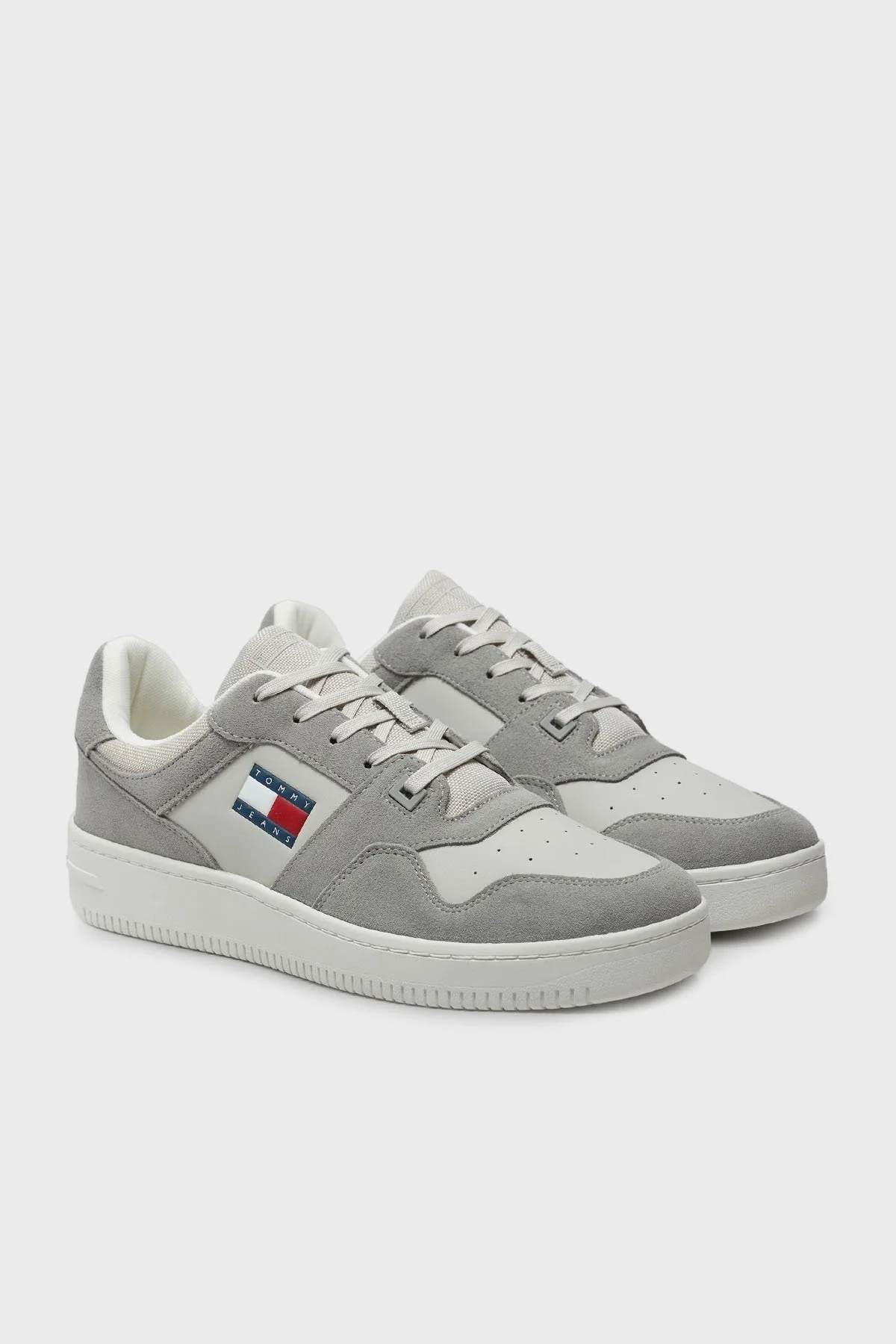 Tommy Jeans Logolu Sneaker Erkek Ayakkabı EM0EM01440 PRZ GRİ - 2