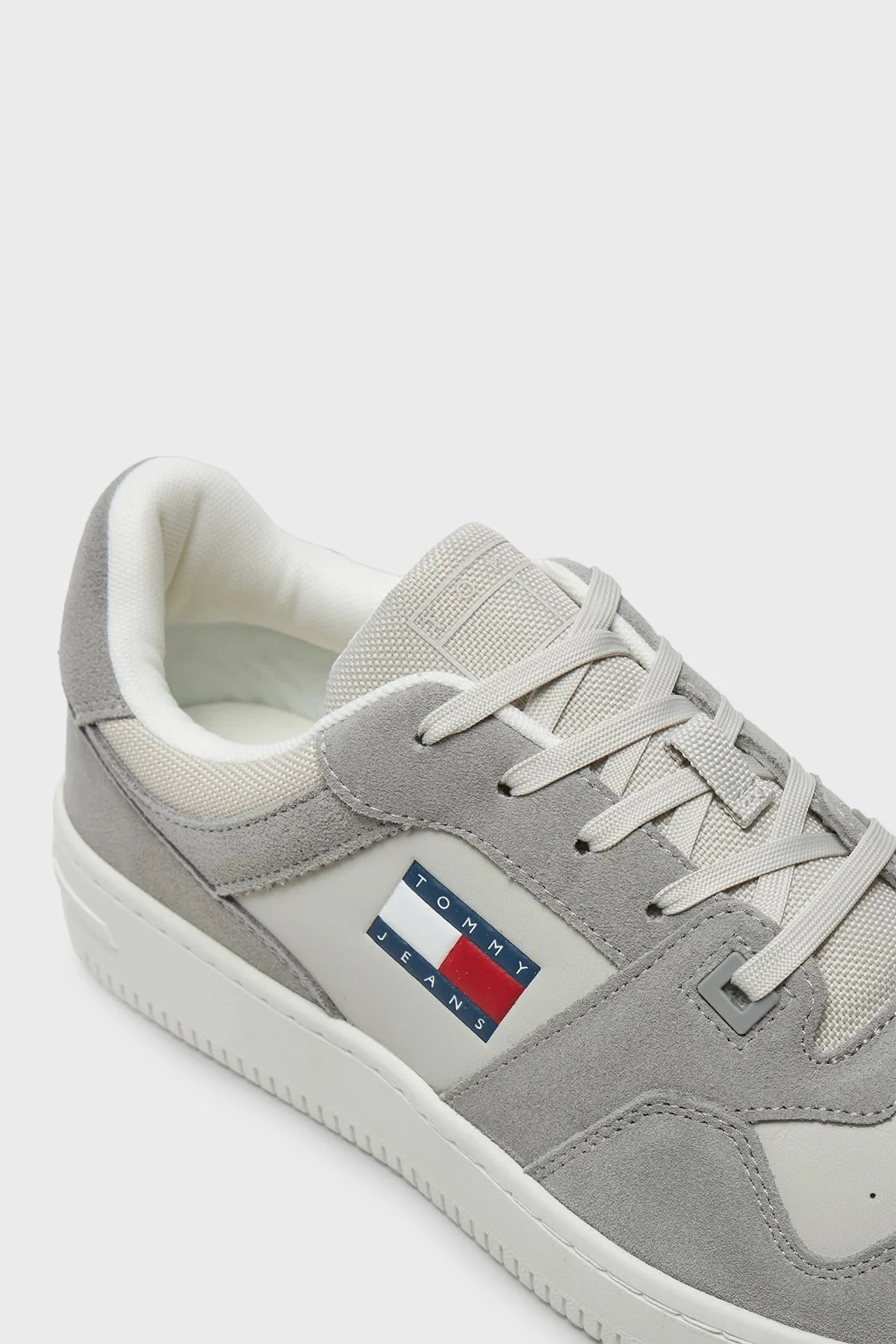 Tommy Jeans Logolu Sneaker Erkek Ayakkabı EM0EM01440 PRZ GRİ - 6