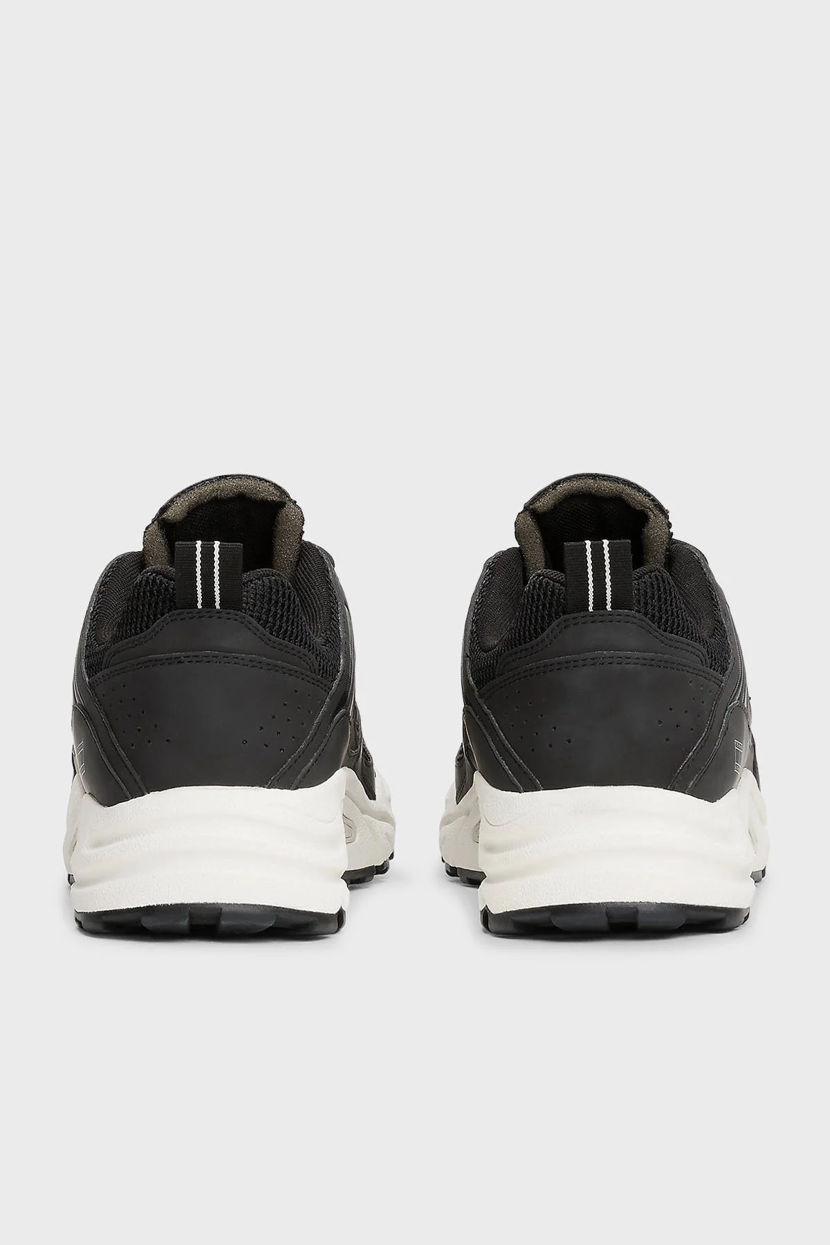 Tommy Jeans Logolu Sneaker Erkek Ayakkabı EM0EM01601 BDS SİYAH - 6