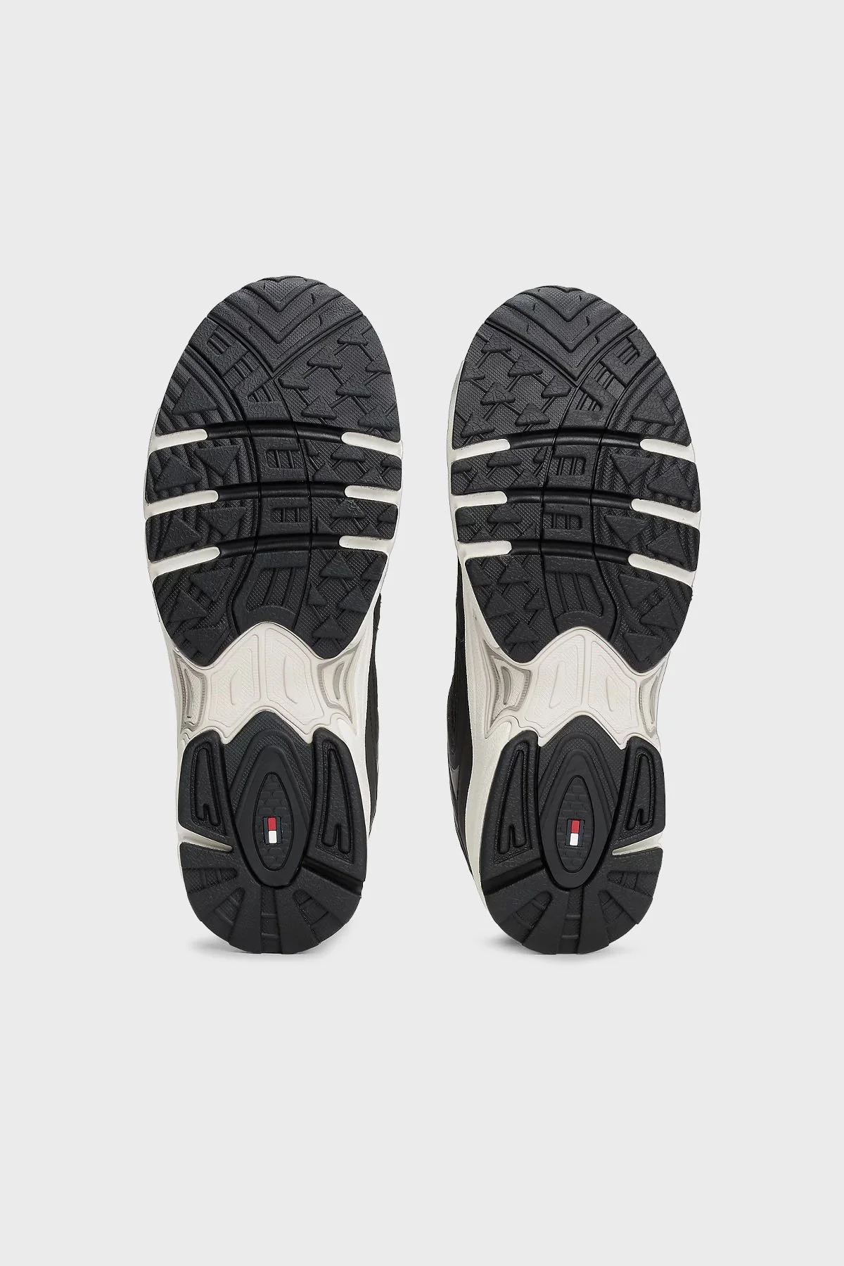 Tommy Jeans Logolu Sneaker Erkek Ayakkabı EM0EM01601 BDS SİYAH - 7