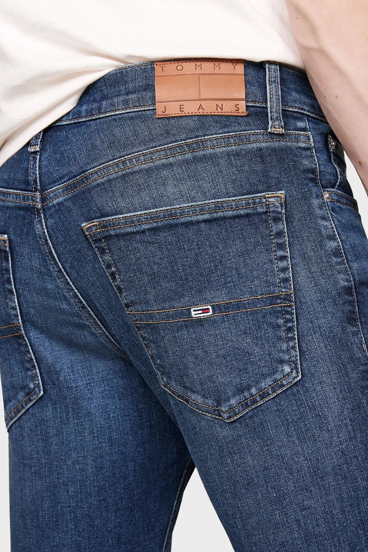 Tommy Jeans Logolu Streç Pamuklu Slim Fit Dar Paça Jeans Erkek Kot Pantolon DM0DM20187 1BK LACİVERT - 9