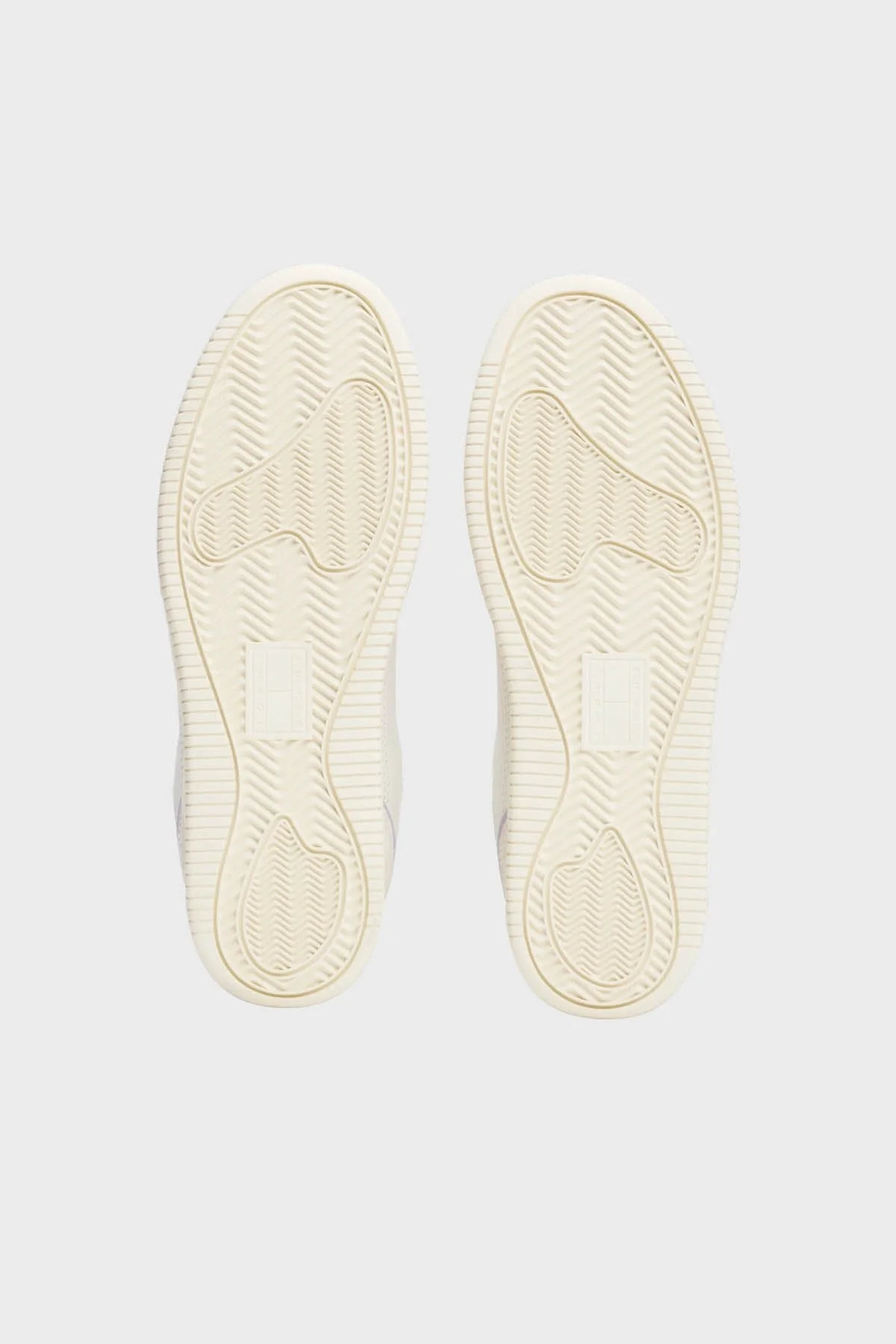 Tommy Jeans Logolu Süet Detaylı Sneaker Bayan Ayakkabı EN0EN02818 0K9 BEJ - 14