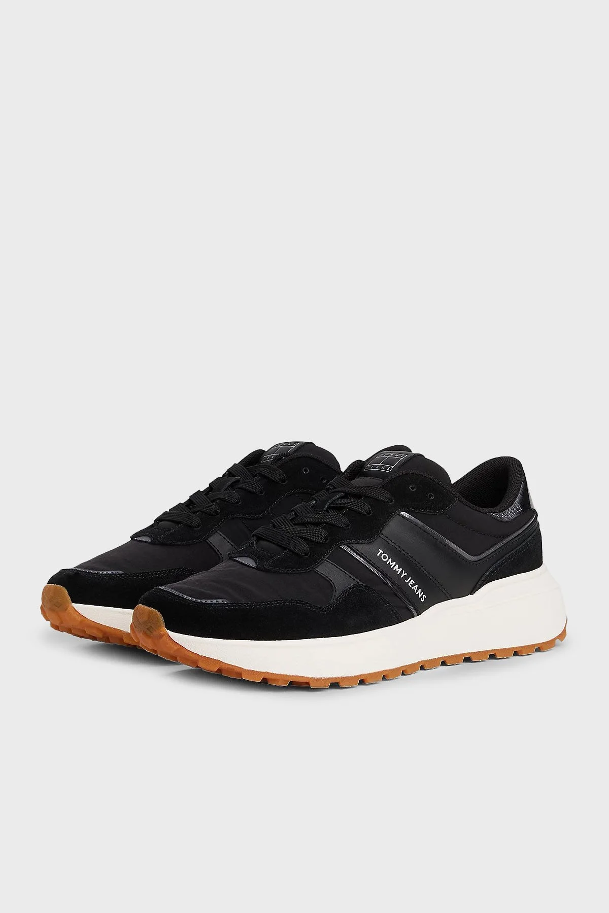 Tommy Jeans Logolu Süet Sneaker Kadın Ayakkabı EN0EN02861 BDS SİYAH - 3