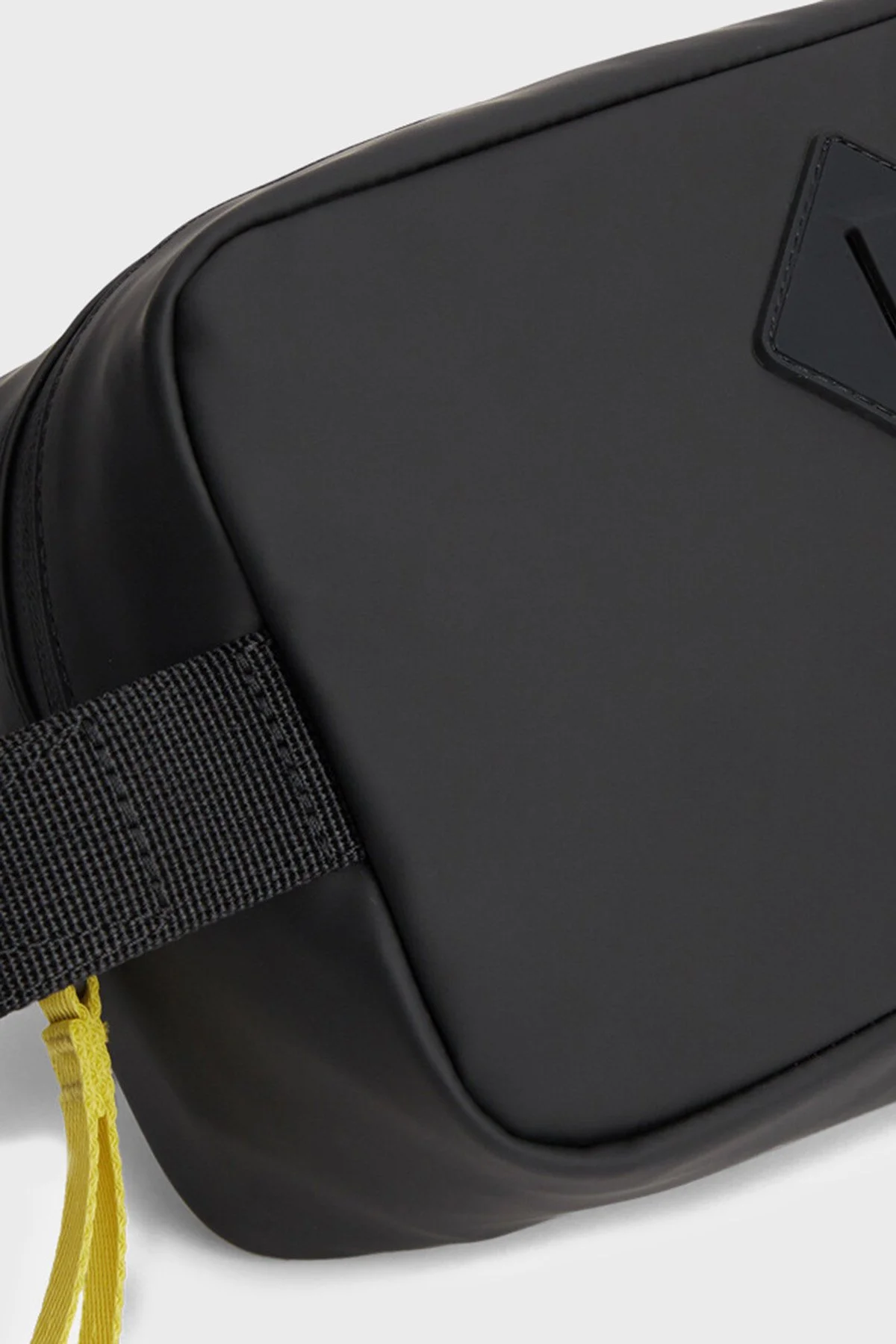 Tommy Jeans Logolu Tek Saplı Aksesuar Erkek Çanta AM0AM14218 BDS SİYAH - 4