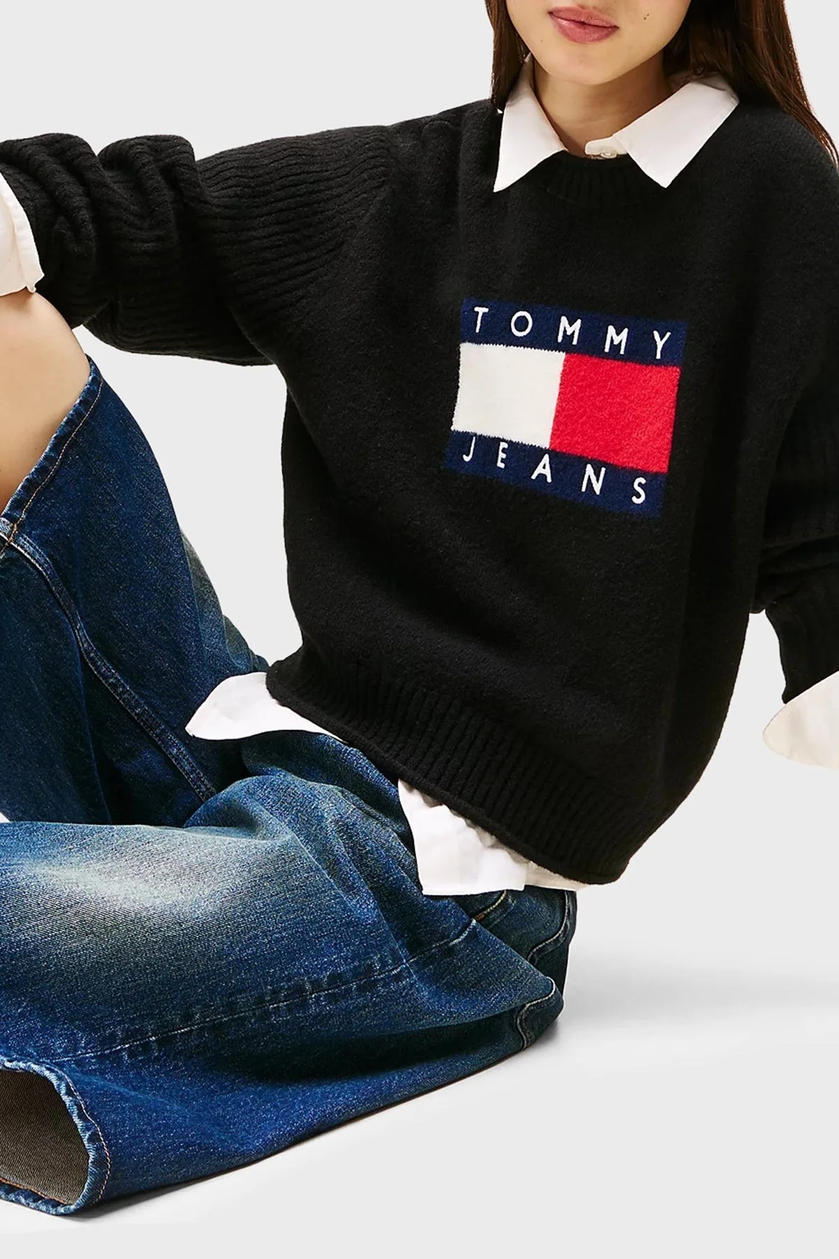 Tommy Jeans Logolu Yün Karışımlı Relaxed Fit Bisiklet Yaka Bayan Kazak DW0DW21782 HEV ANTRASİT - 4