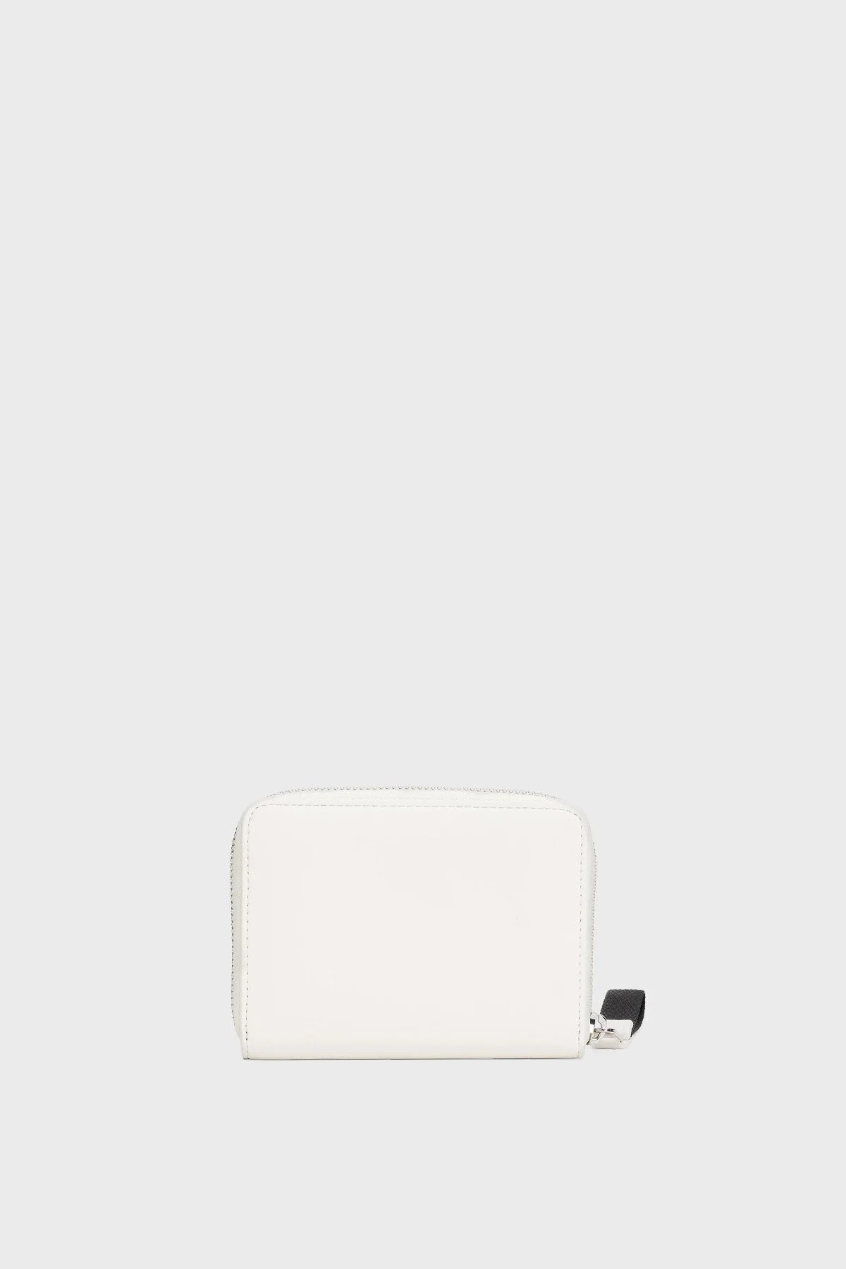 Tommy Jeans Metalik Logolu Fermuarlı Bayan Cüzdan AW0AW17298 YBH BEYAZ - 2