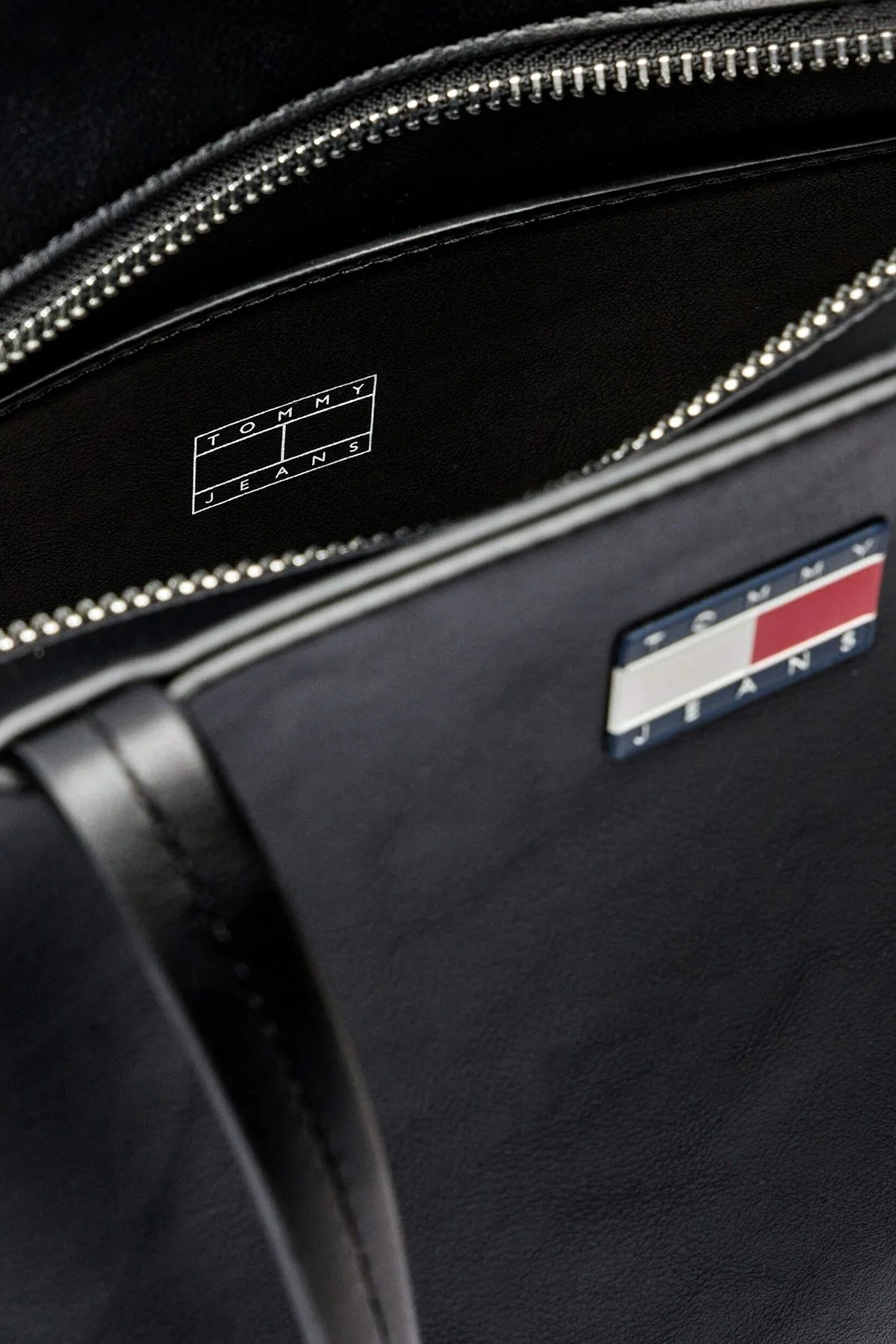 Tommy Jeans Omuz Askılı Bayan Çanta AW0AW16969 BDS SİYAH - 6