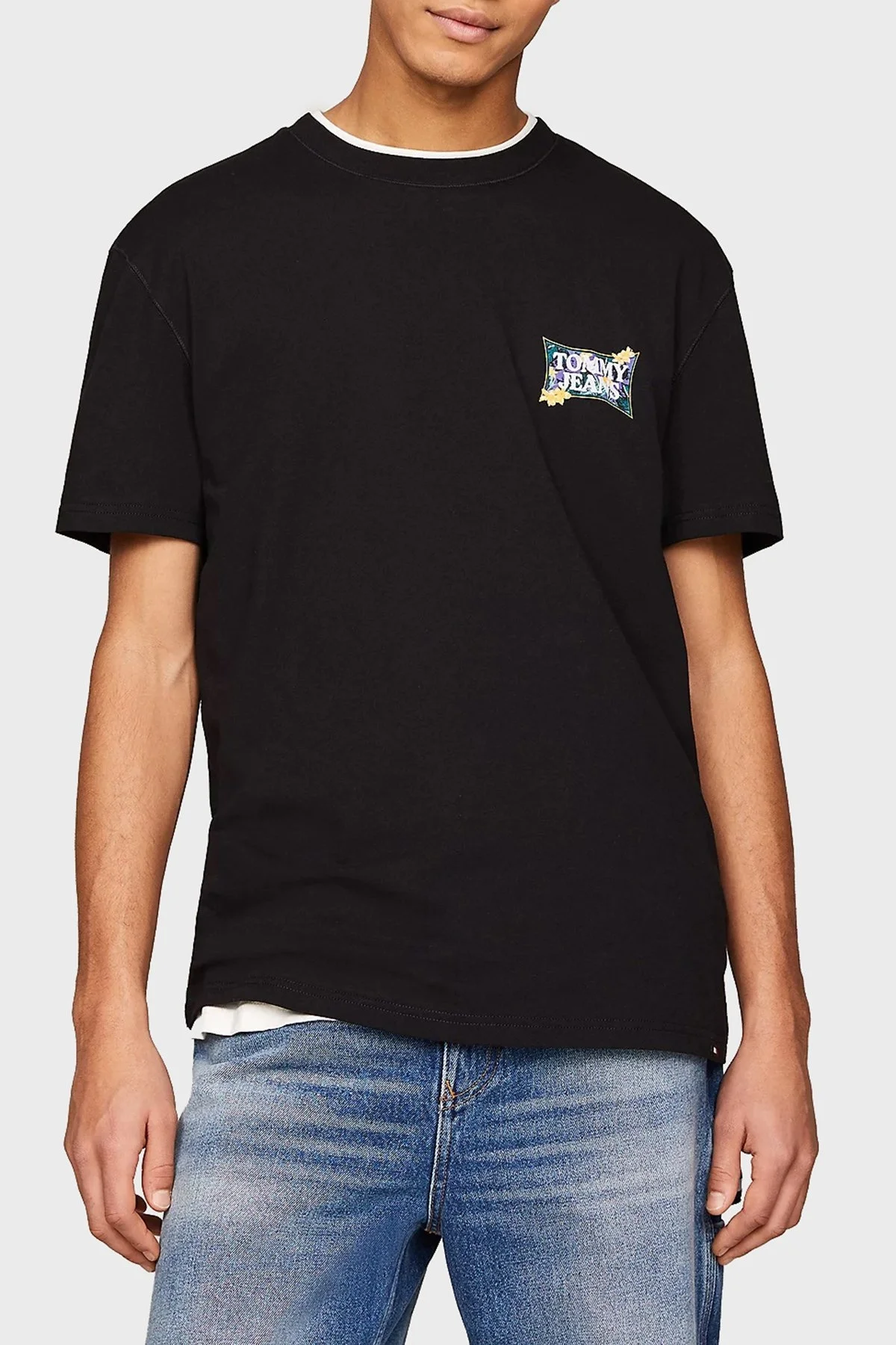 Tommy Jeans Organik Pamuklu Regular Fit Erkek T Shirt DM0DM18562 BDS SİYAH - 1