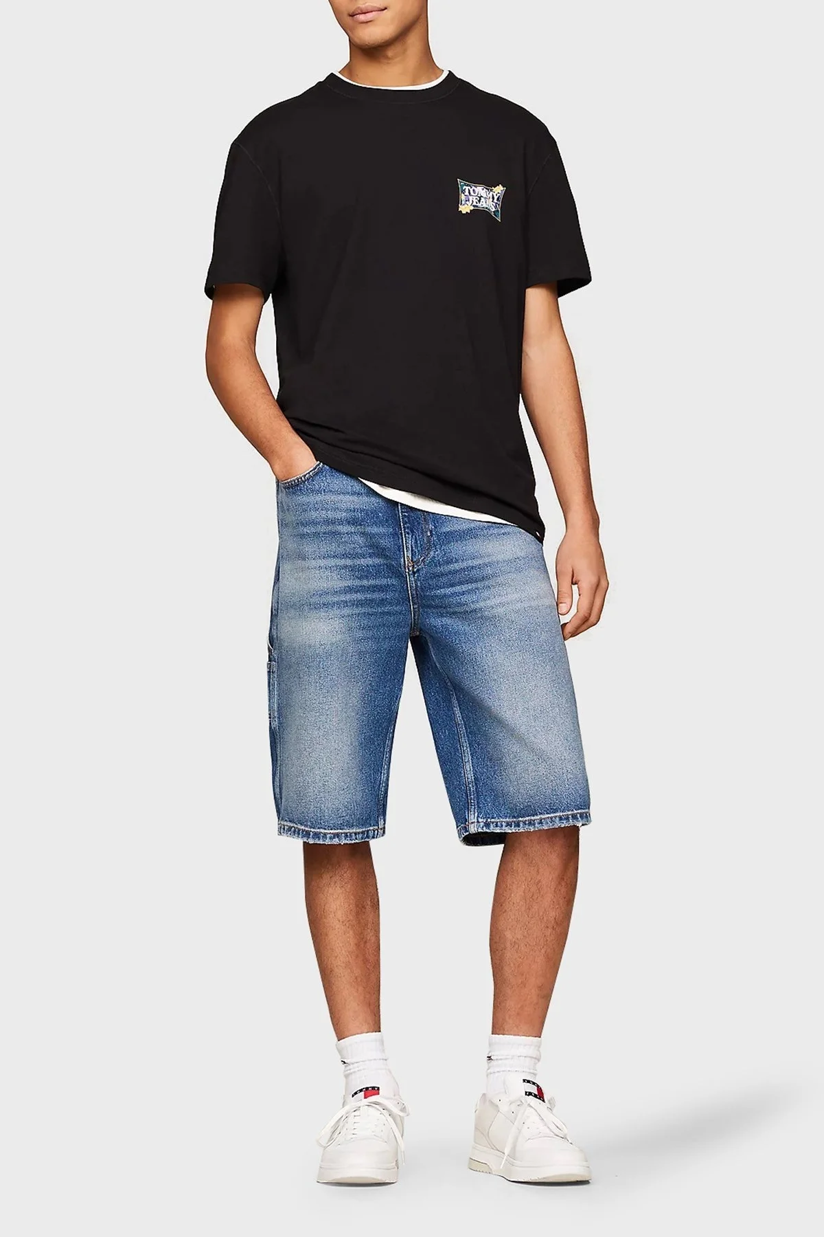 Tommy Jeans Organik Pamuklu Regular Fit Erkek T Shirt DM0DM18562 BDS SİYAH - 2