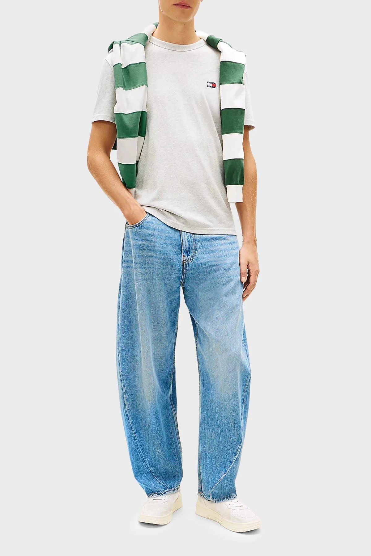 Tommy Jeans Pamuk Karışımlı Logolu Normal Kalıp Erkek T Shirt DM0DM22667 P08 GRİ - 2