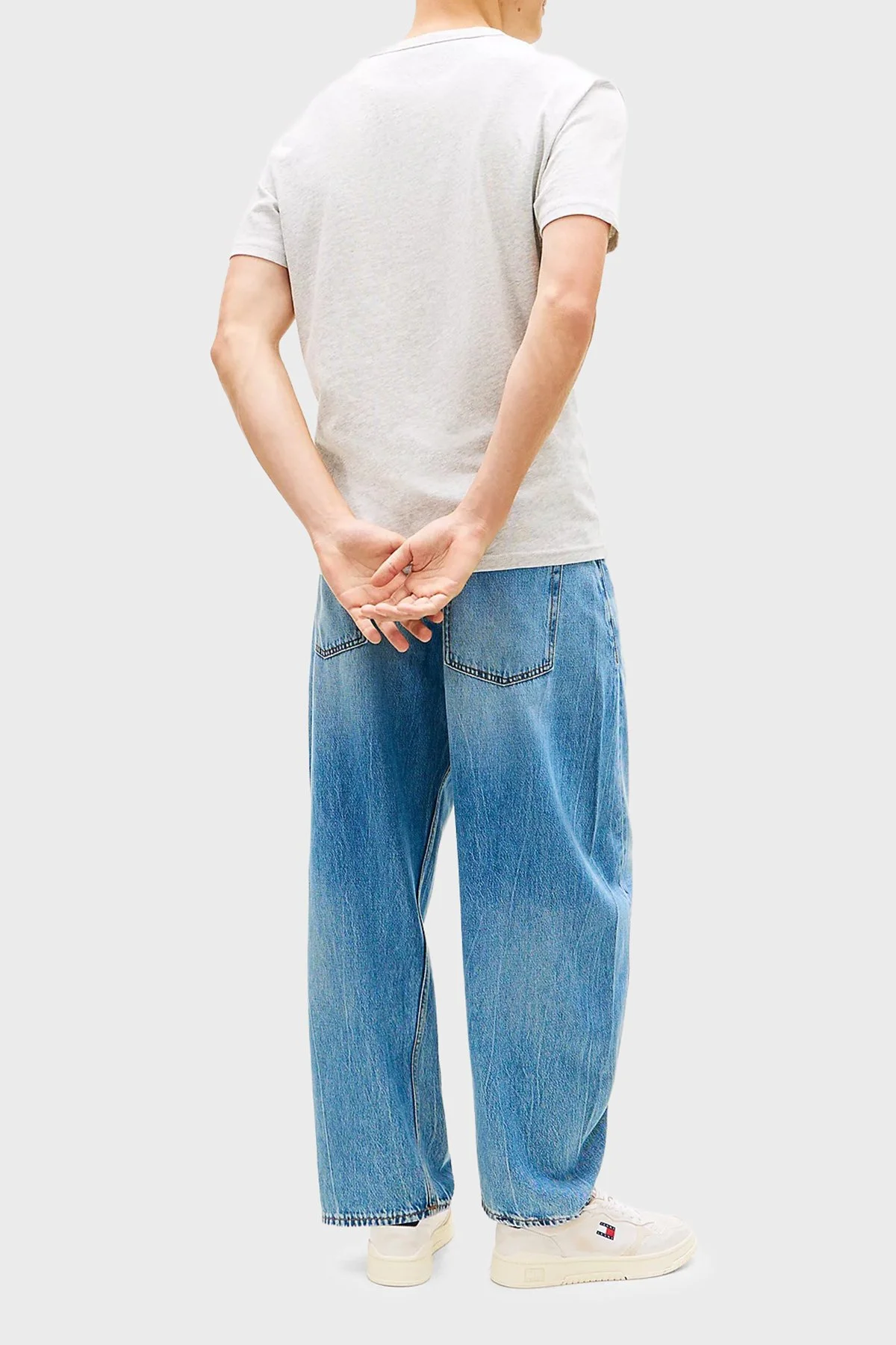 Tommy Jeans Pamuk Karışımlı Logolu Normal Kalıp Erkek T Shirt DM0DM22667 P08 GRİ - 3