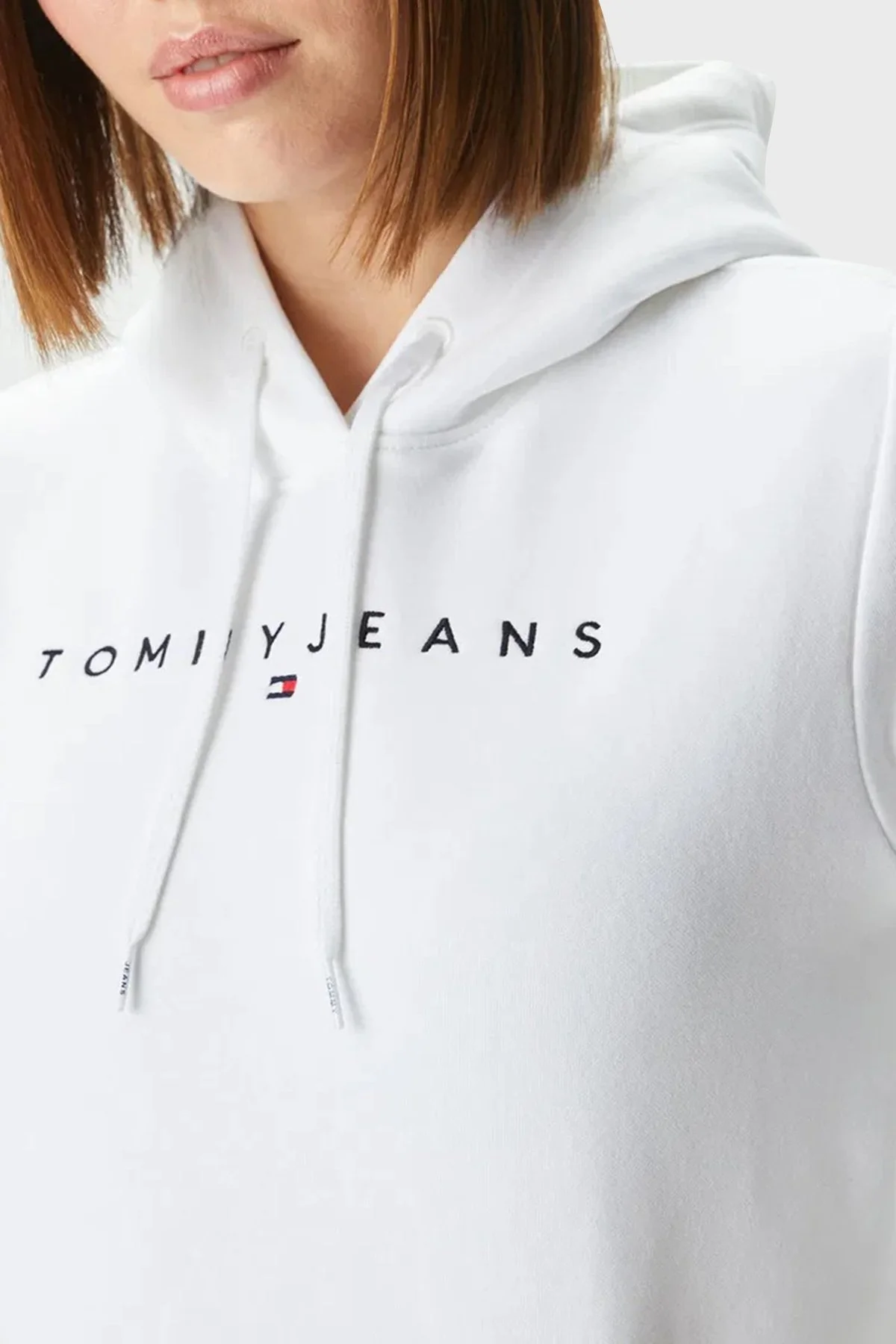 Tommy Jeans Pamuk Karışımlı Regular Fit Kapüşonlu Kanguru Cepli Logolu Bayan Sweat DW0DW17324 YBR BEYAZ - 7