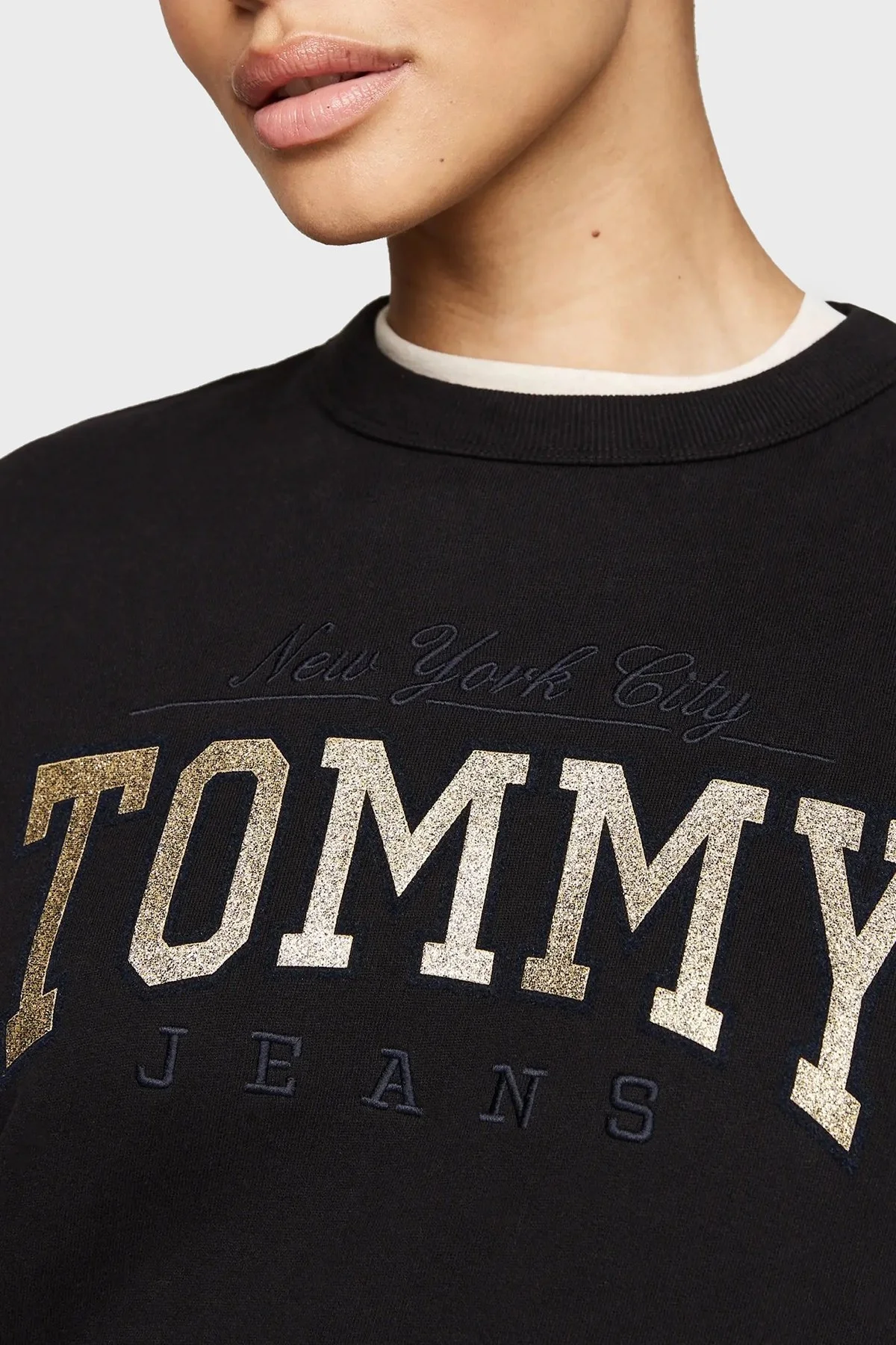Tommy Jeans Pamuk Karışımlı Relaxed Fit Bisiklet Yaka Logolu Bayan Sweat DW0DW19845 BDS SİYAH - 9