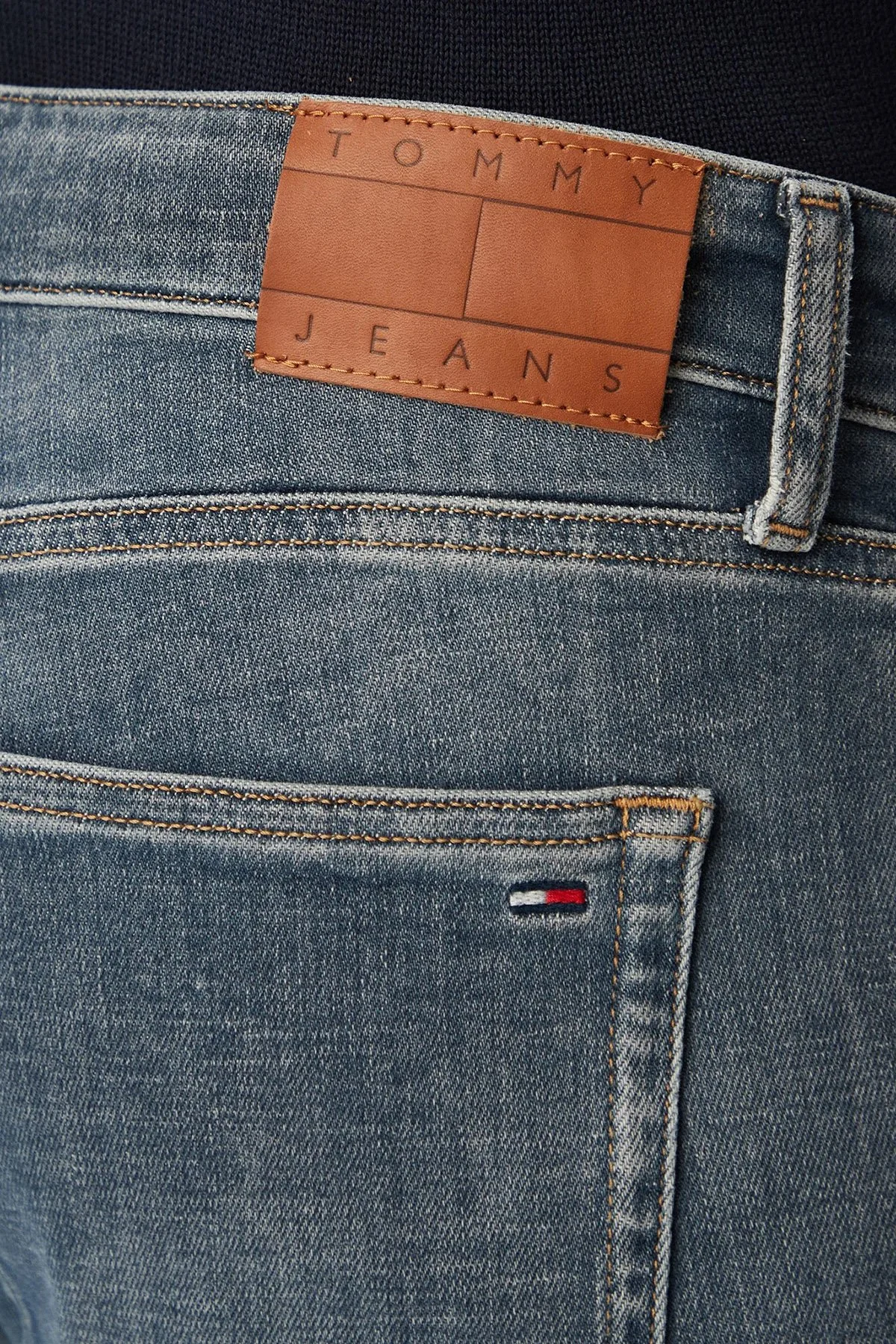 Tommy Jeans Pamuk Slim Fit Normal Bel Dar Paça Jean Erkek Kot Pantolon DM0DM23346 1DA Gri - 5