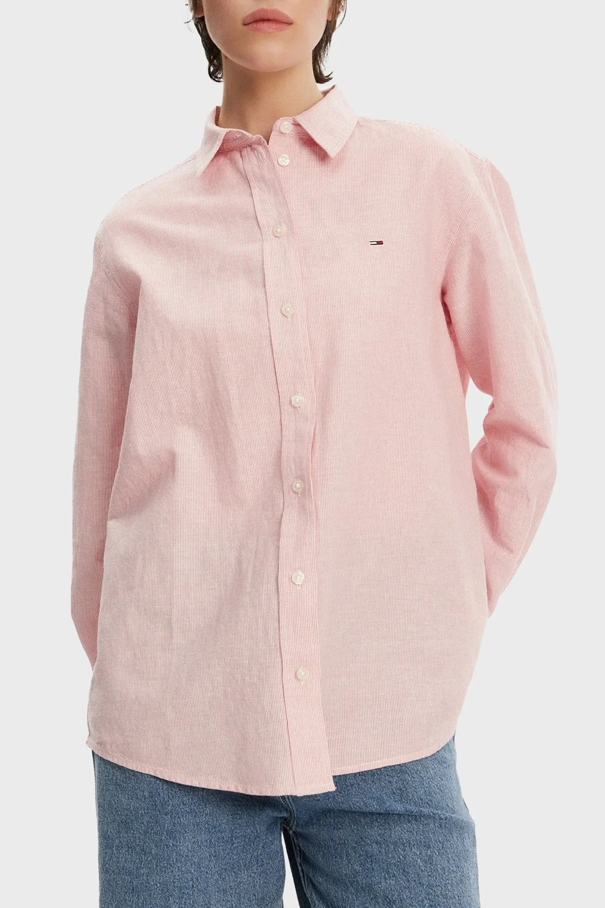 Tommy Jeans Pamuk ve Keten Karışımlı Relaxed Fit Düz Yaka Bayan Gömlek DW0DW20292 TH3 AÇIK PEMBE - 6