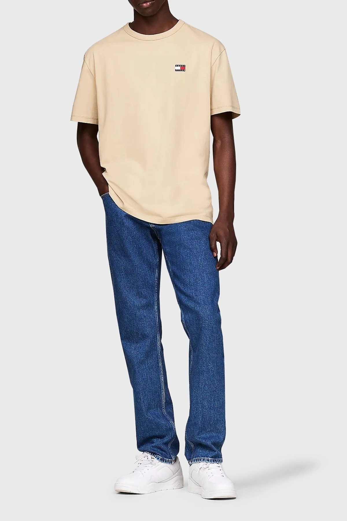 Tommy Jeans Pamuklu Bisiklet Yaka Erkek T Shirt DM0DM17995 AB9 BEJ - 3