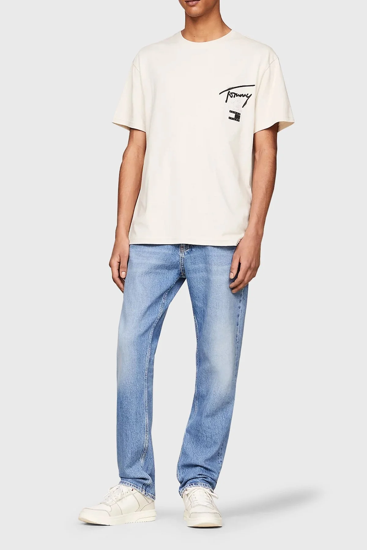 Tommy Jeans Pamuklu Bisiklet Yaka Erkek T Shirt DM0DM18529 ACG BEJ - 2