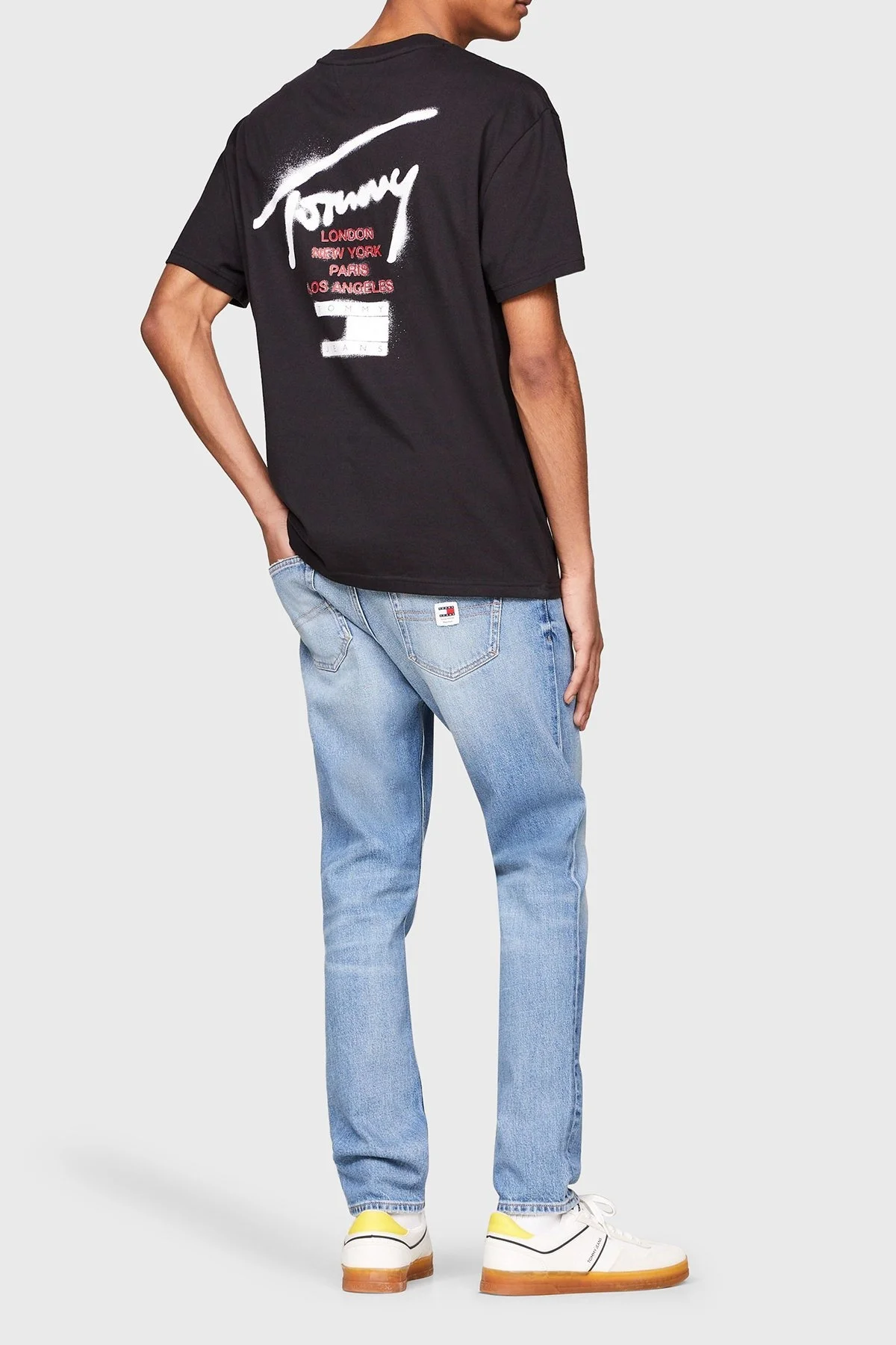 Tommy Jeans Pamuklu Bisiklet Yaka Erkek T Shirt DM0DM18529 BDS SİYAH - 2