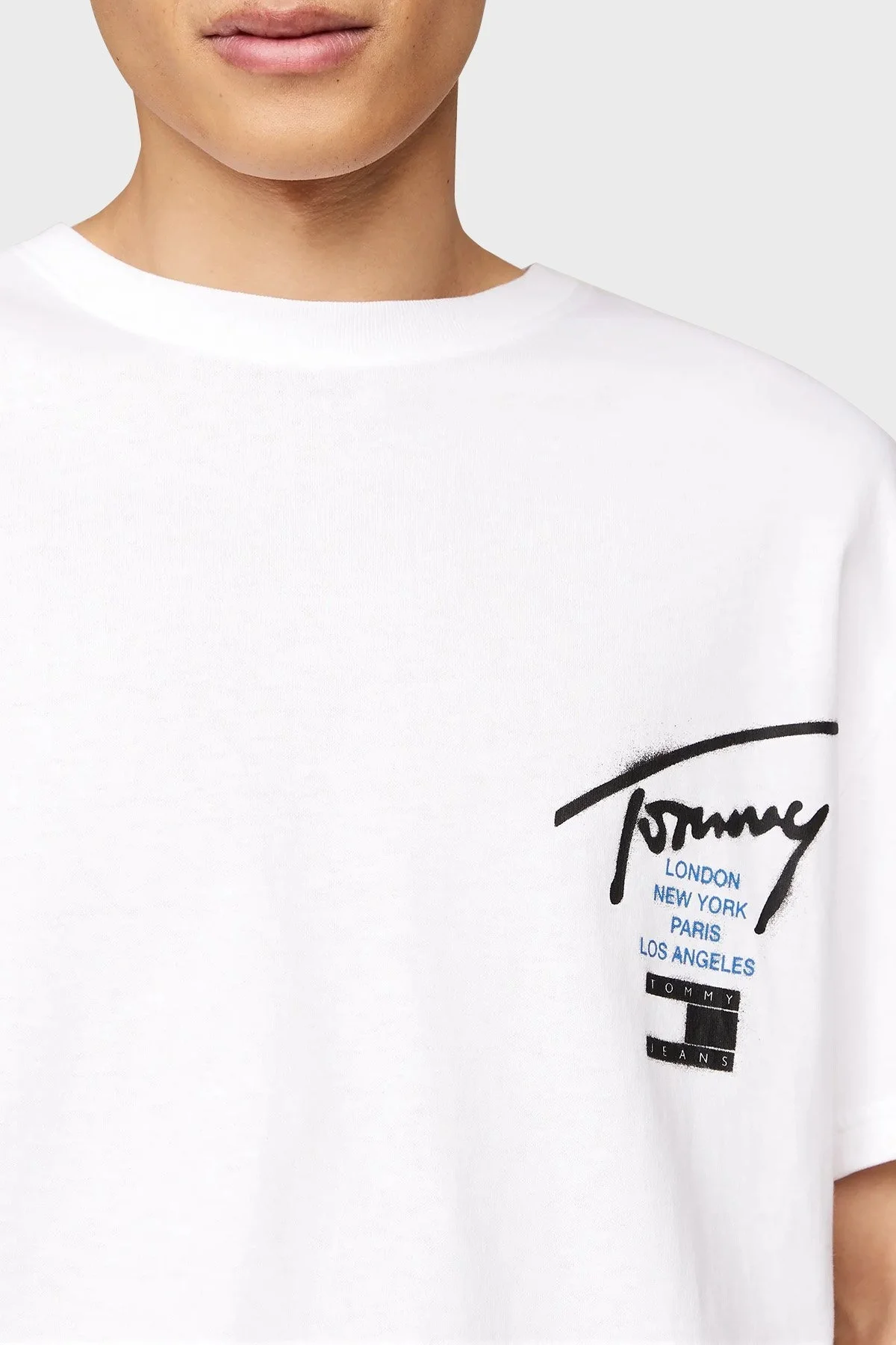 Tommy Jeans Pamuklu Bisiklet Yaka Erkek T Shirt DM0DM18529 YBR BEYAZ - 3