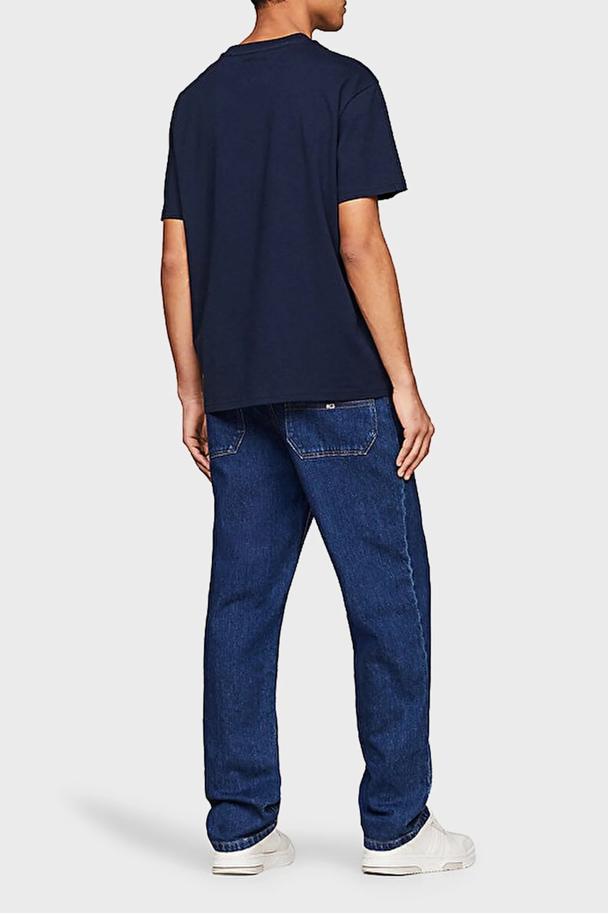 Tommy Jeans Pamuklu Bisiklet Yaka Regular Fit Erkek T Shirt DM0DM17994 C1G LACİVERT - 3