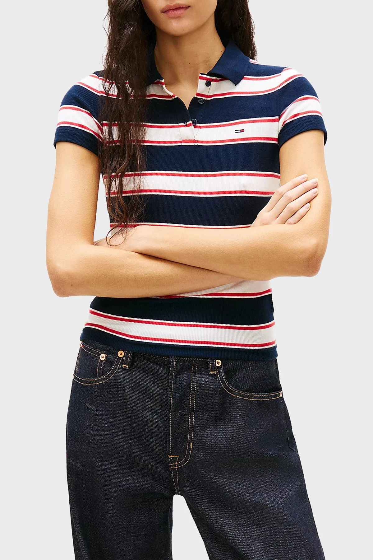 Tommy Jeans Pamuklu Çizgili Slim Fit Düğmeli Kadın Polo Yaka T Shirt DW0DW22327 0A7 LACİVERT-BEYAZ - 1