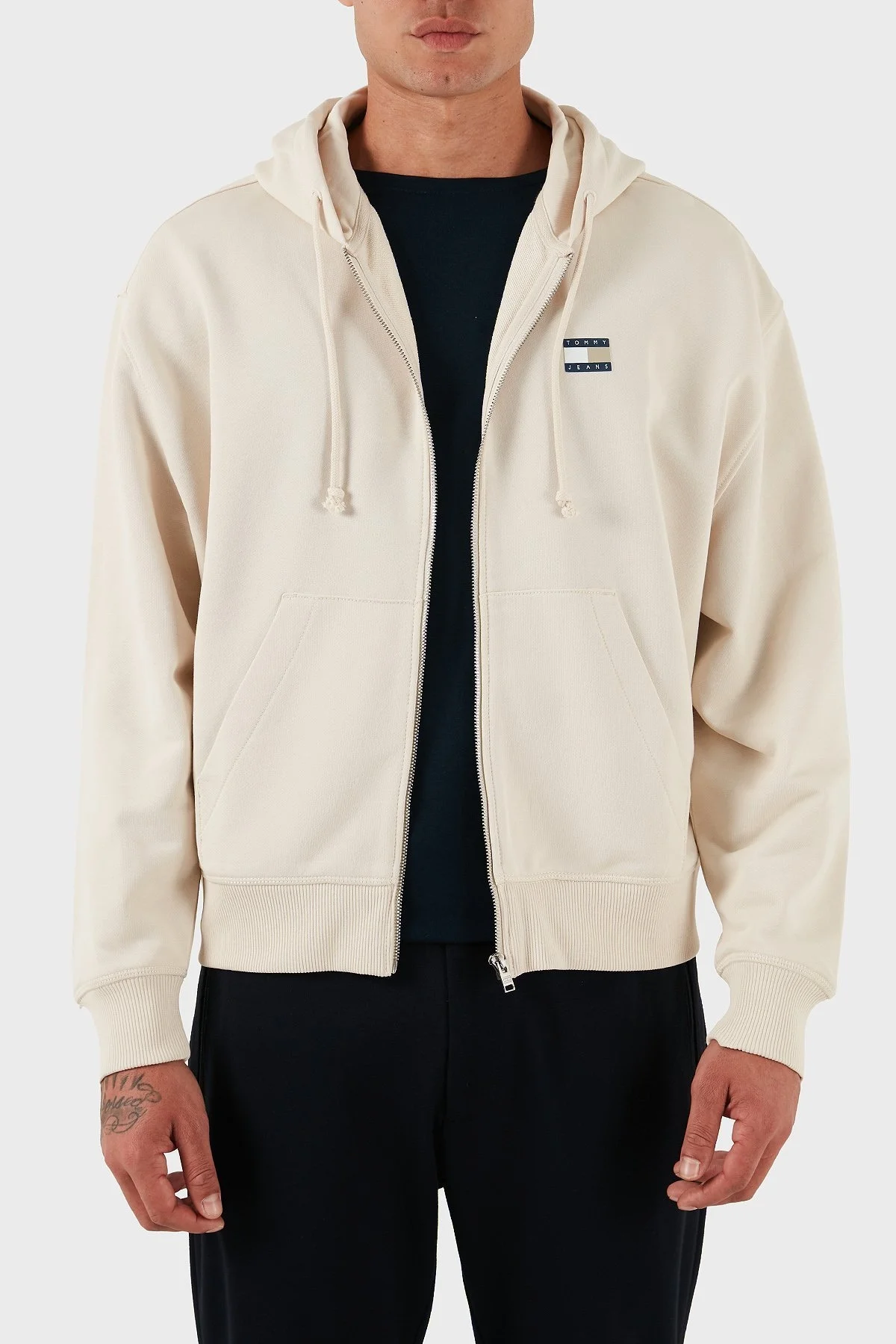 Tommy Jeans Pamuklu Comfort Fit Kapüşonlu Fermuarlı Logolu Erkek Sweat DM0DM21626 ACH KREM - 1