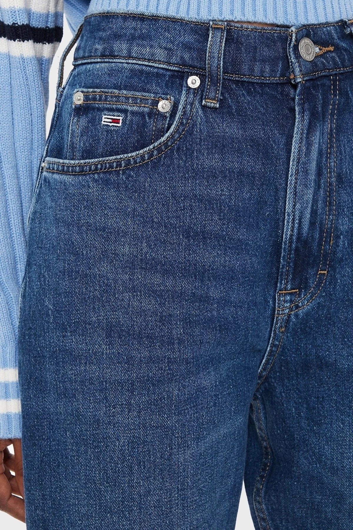 Tommy Jeans Pamuklu Mom Fit Yüksek Bel Jeans Bayan Kot Pantolon DW0DW19244 1BK LACİVERT - 8