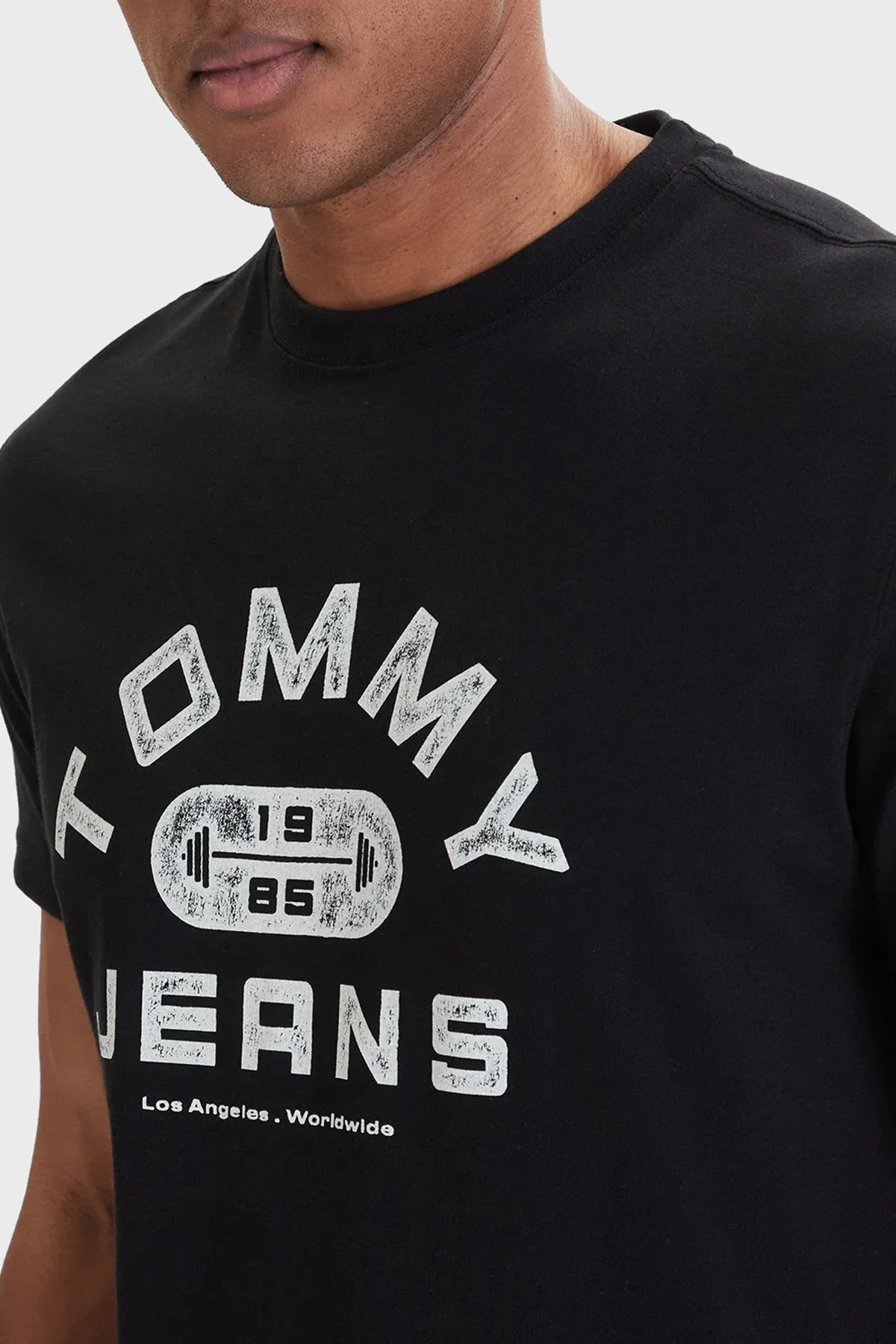 Tommy Jeans Pamuklu Regular Fit Baskılı Bisiklet Yaka Erkek T Shirt DM0DM22551 BDS SİYAH - 4