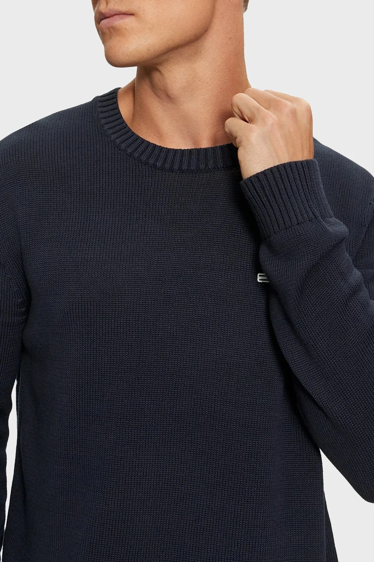 Tommy Jeans Pamuklu Regular Fit Bisiklet Yaka Erkek Kazak DM0DM18370 C1G LACİVERT - 4