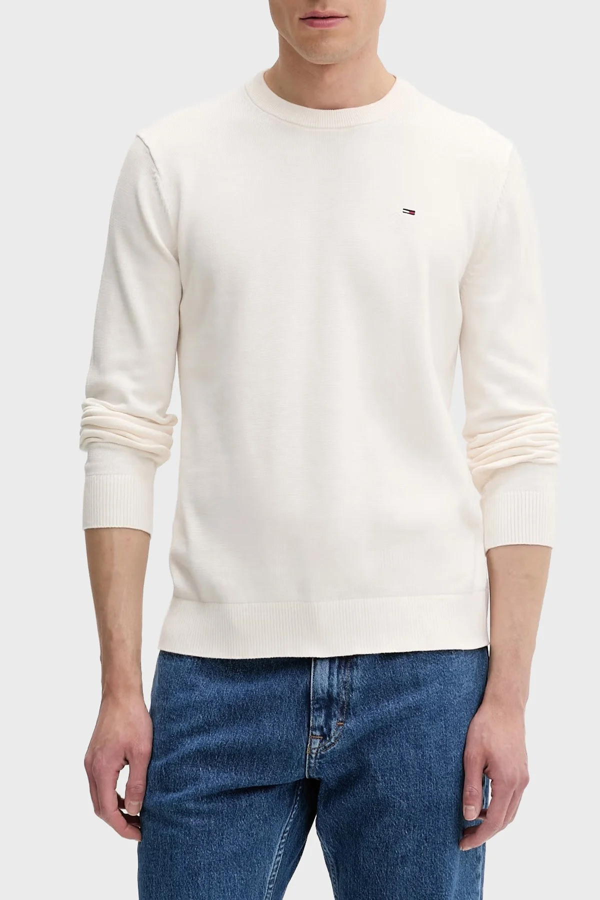Tommy Jeans Pamuklu Regular Fit Bisiklet Yaka Erkek Kazak DM0DM22853 YBH Beyaz - 1