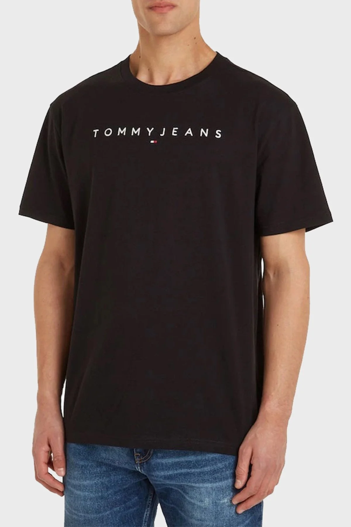 Tommy Jeans Pamuklu Regular Fit Bisiklet Yaka Erkek T Shirt DM0DM17993 BDS SİYAH - 1