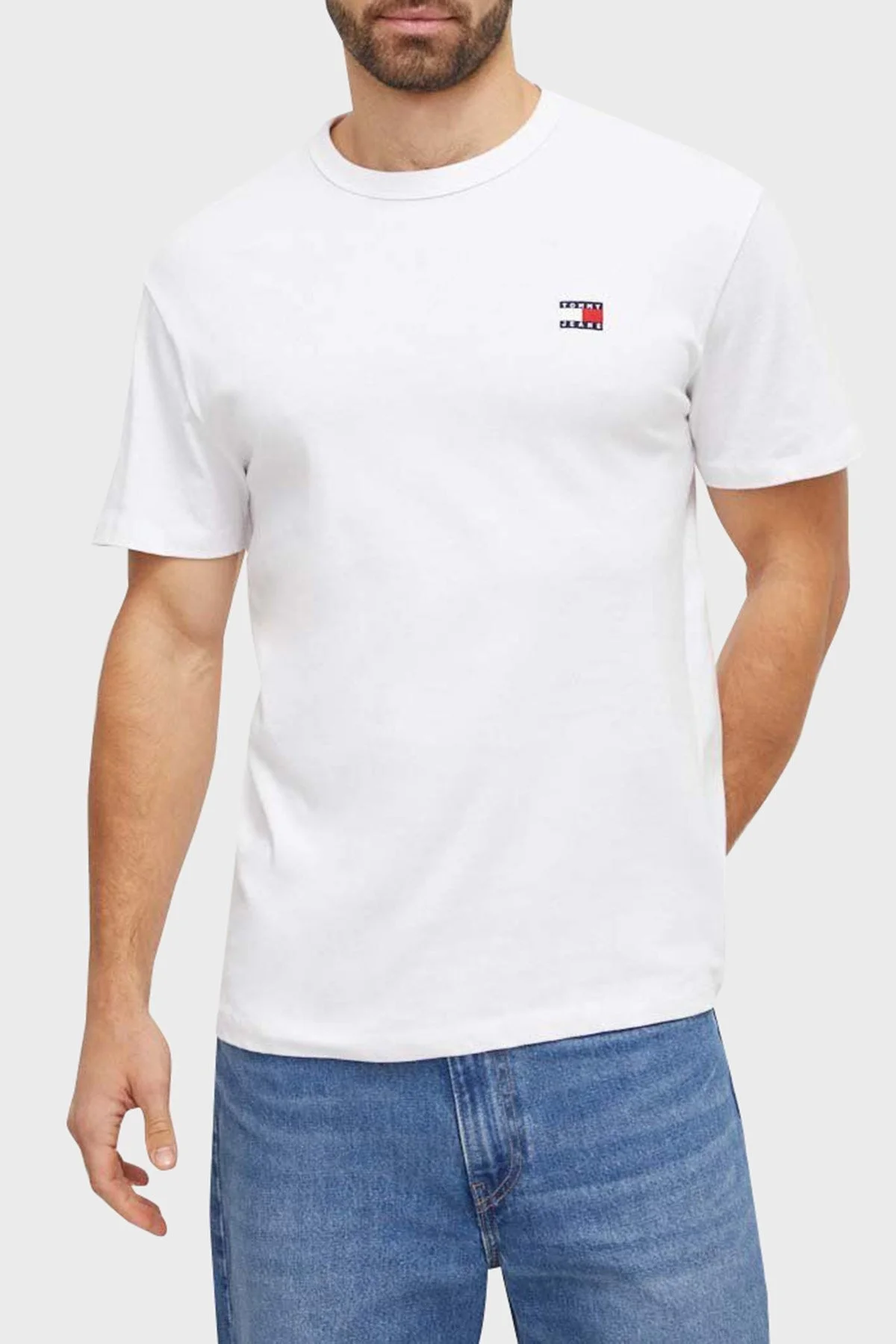 Tommy Jeans Pamuklu Regular Fit Bisiklet Yaka Erkek T Shirt DM0DM17995 YBR BEYAZ - 1