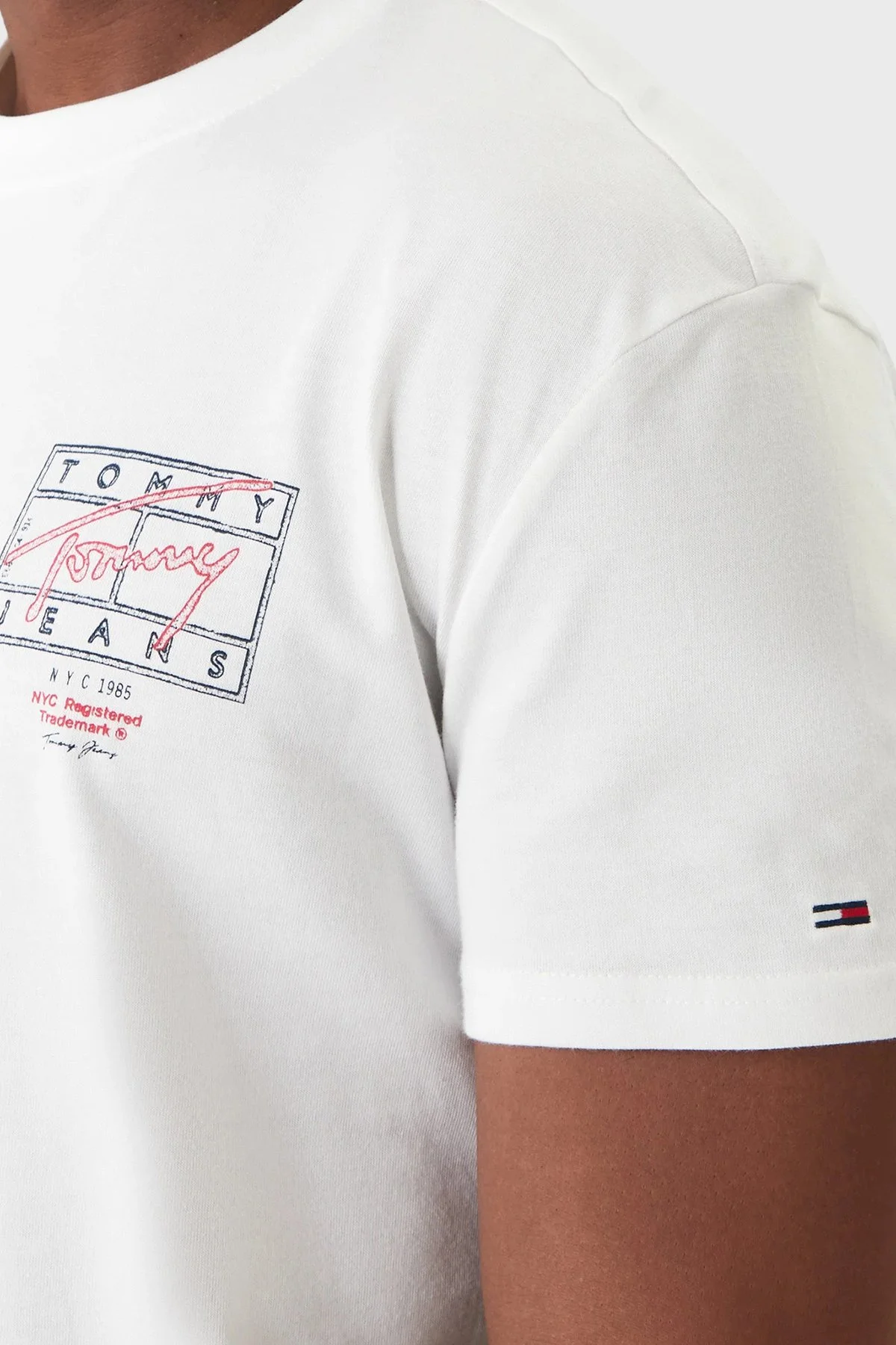 Tommy Jeans Pamuklu Regular Fit Bisiklet Yaka Erkek T Shirt DM0DM22319 YBL BEYAZ - 4