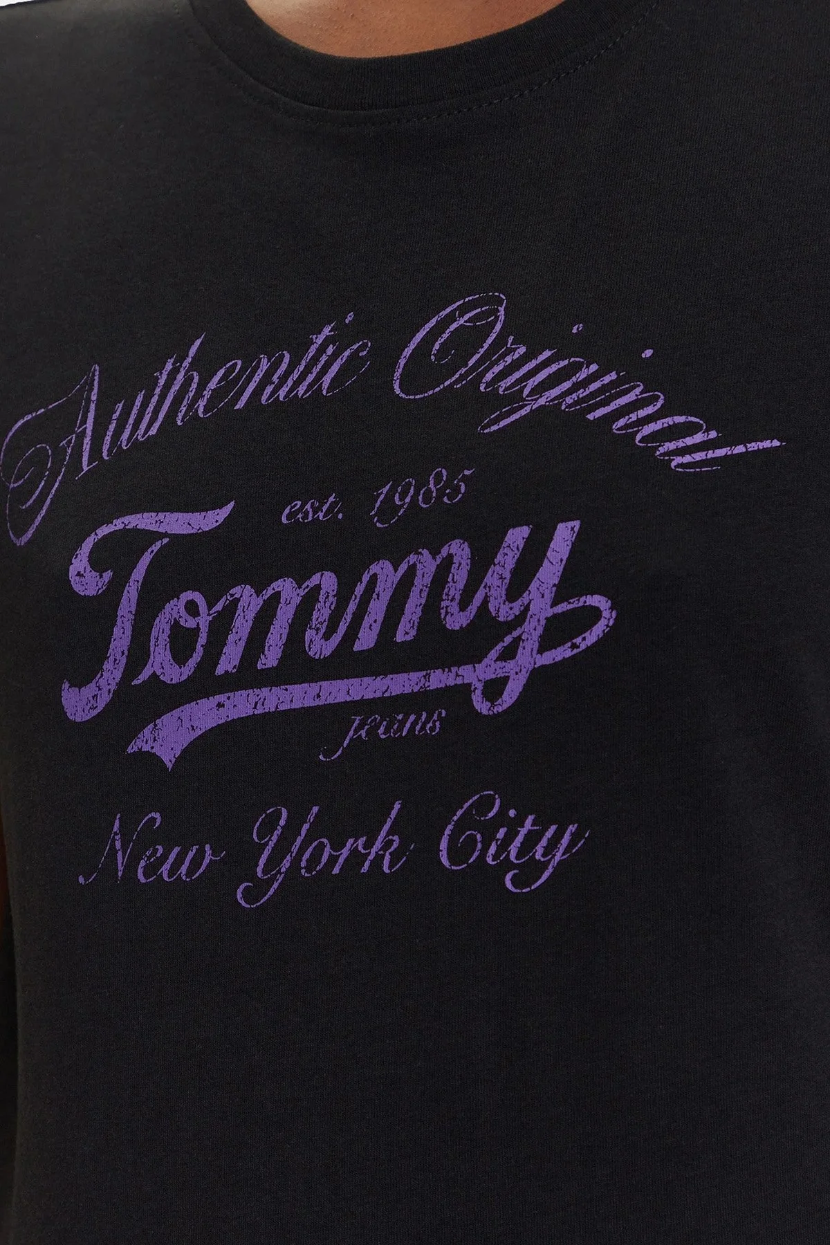 Tommy Jeans Pamuklu Regular Fit Bisiklet Yaka Logolu Bayan T Shirt DW0DW21404 BDS SİYAH - 5