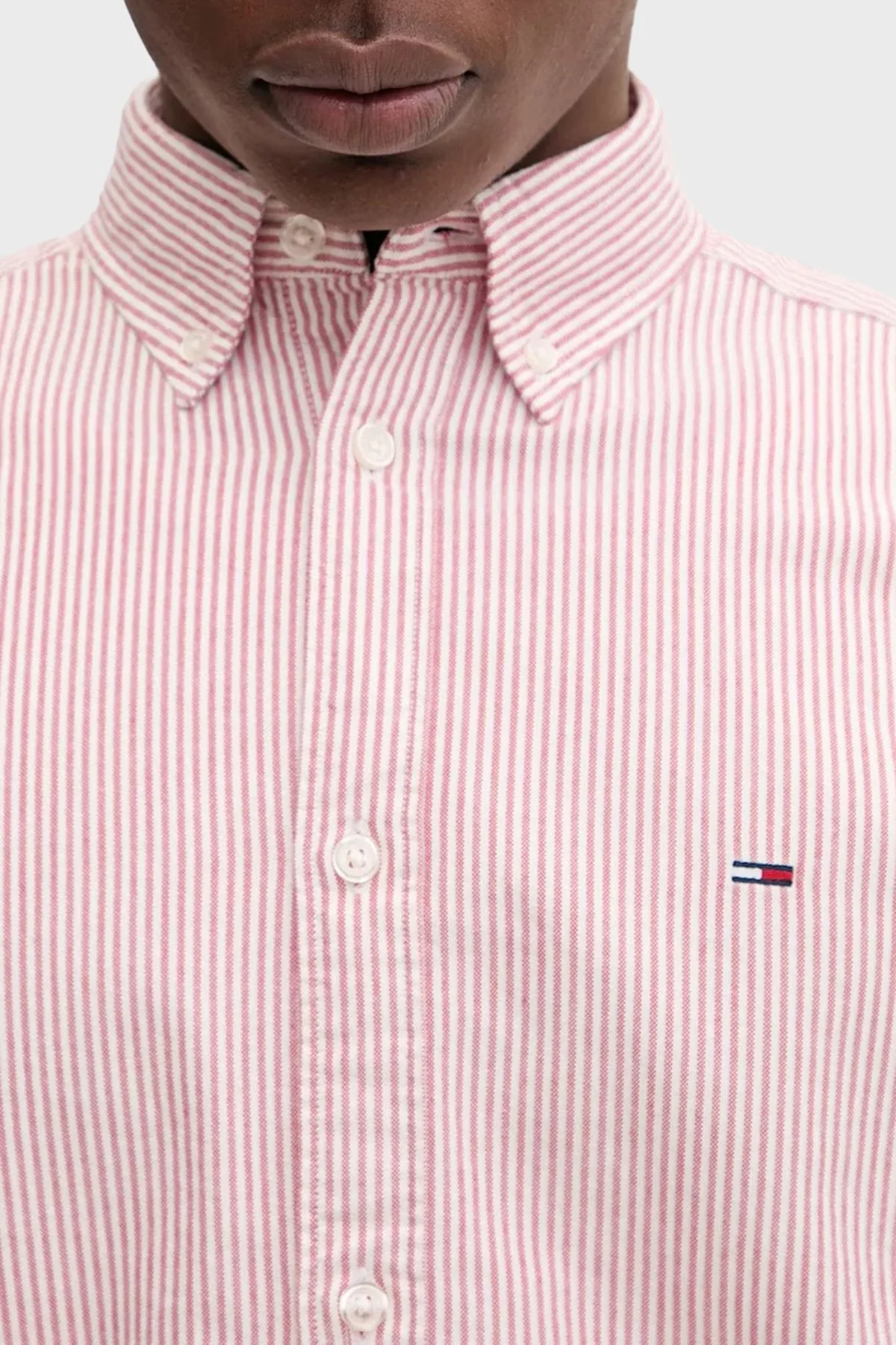 Tommy Jeans Pamuklu Regular Fit Çizgili Uzun Kollu Erkek Gömlek DM0DM20668 XL0 KIRMIZI - 4