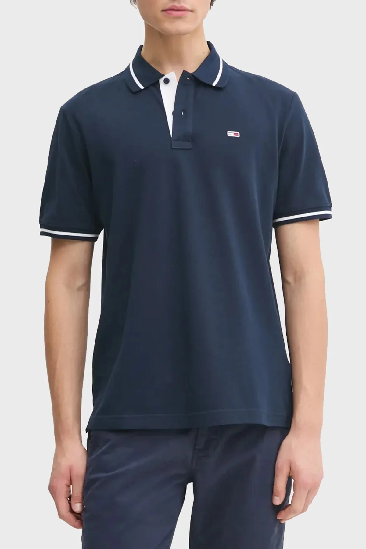 Tommy Jeans Pamuklu Regular Fit Düğmeli Erkek Polo Yaka T Shirt DM0DM20745 C1G LACİVERT - 1