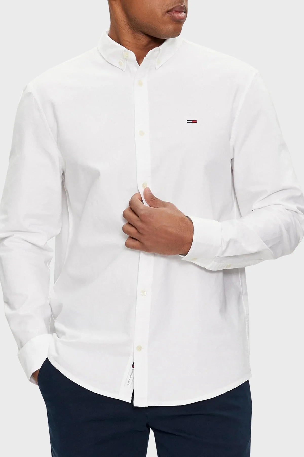 Tommy Jeans Pamuklu Regular Fit Erkek Gömlek DM0DM19134 YBR BEYAZ - 1