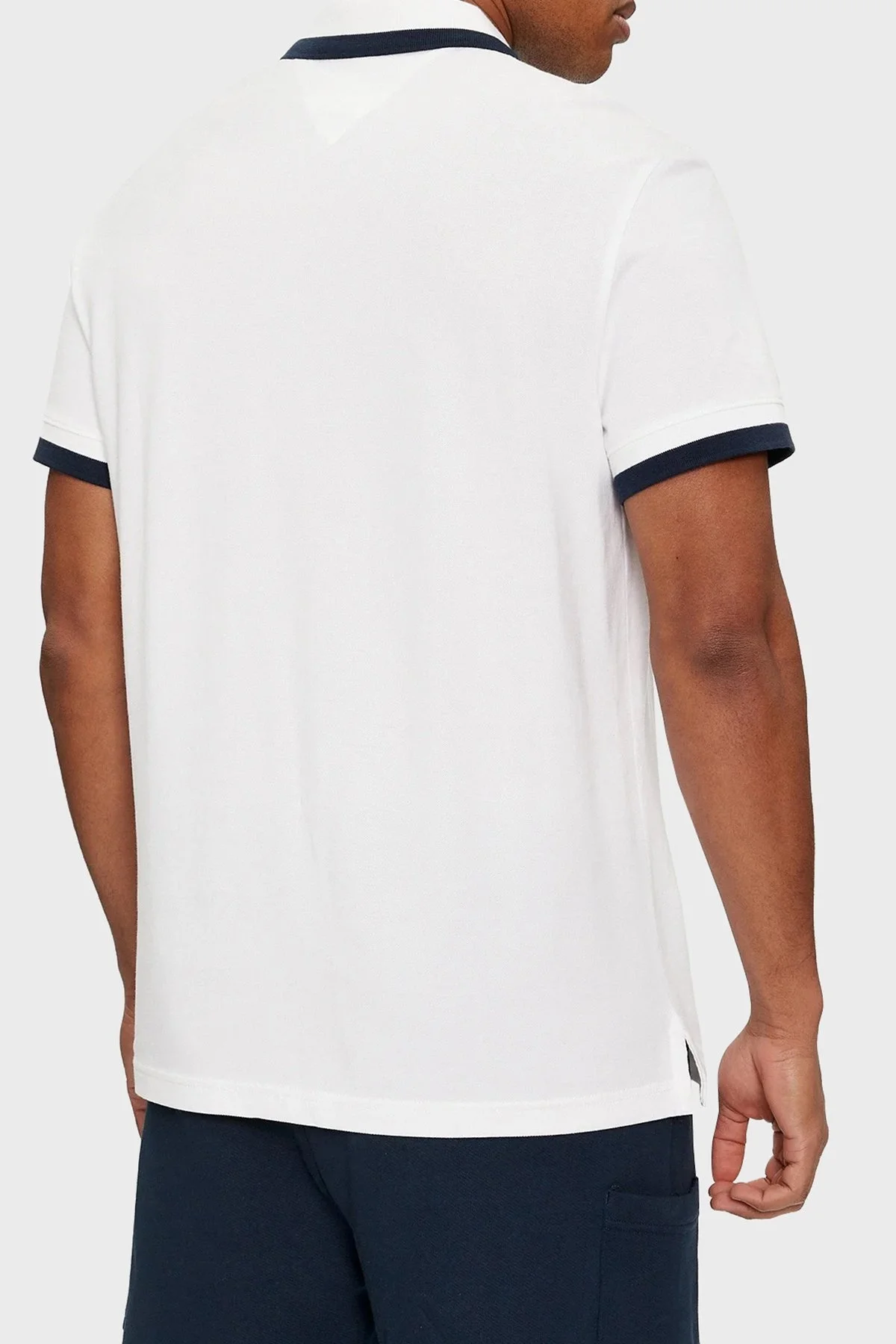 Tommy Jeans Pamuklu Regular Fit Erkek Polo Yaka T Shirt DM0DM18313 YBR BEYAZ - 3