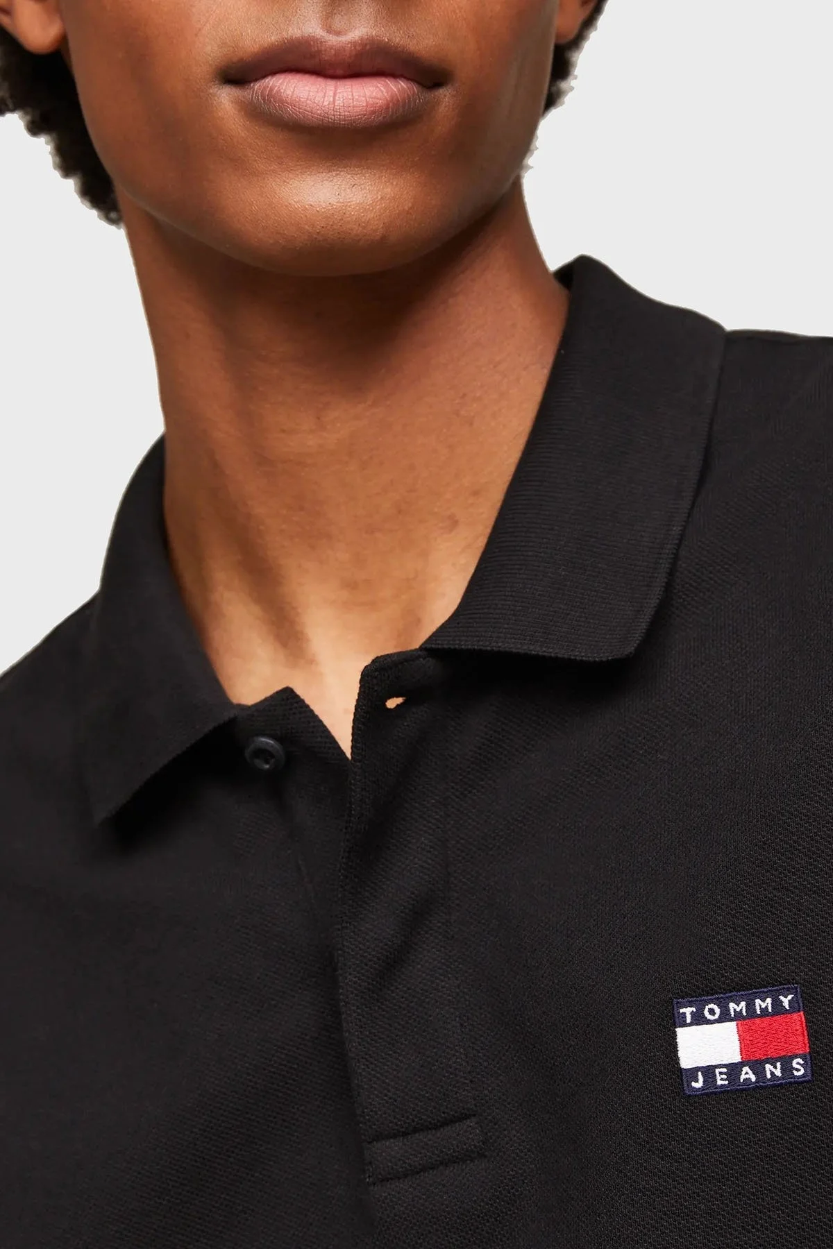 Tommy Jeans Pamuklu Regular Fit Erkek Polo Yaka T Shirt DM0DM18314 BDS SİYAH - 4
