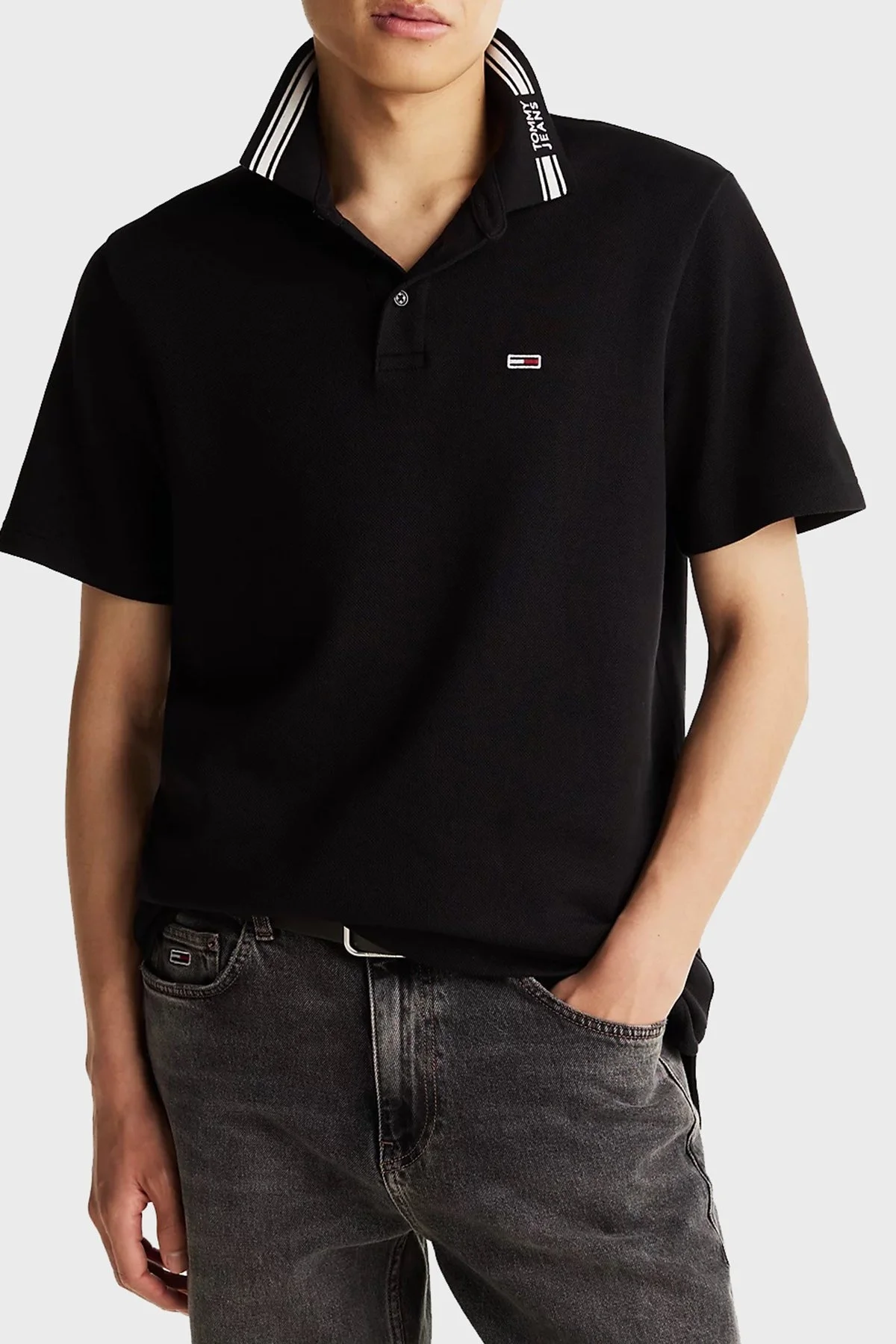Tommy Jeans Pamuklu Regular Fit Erkek Polo Yaka T Shirt DM0DM20225 BDS SİYAH - 1