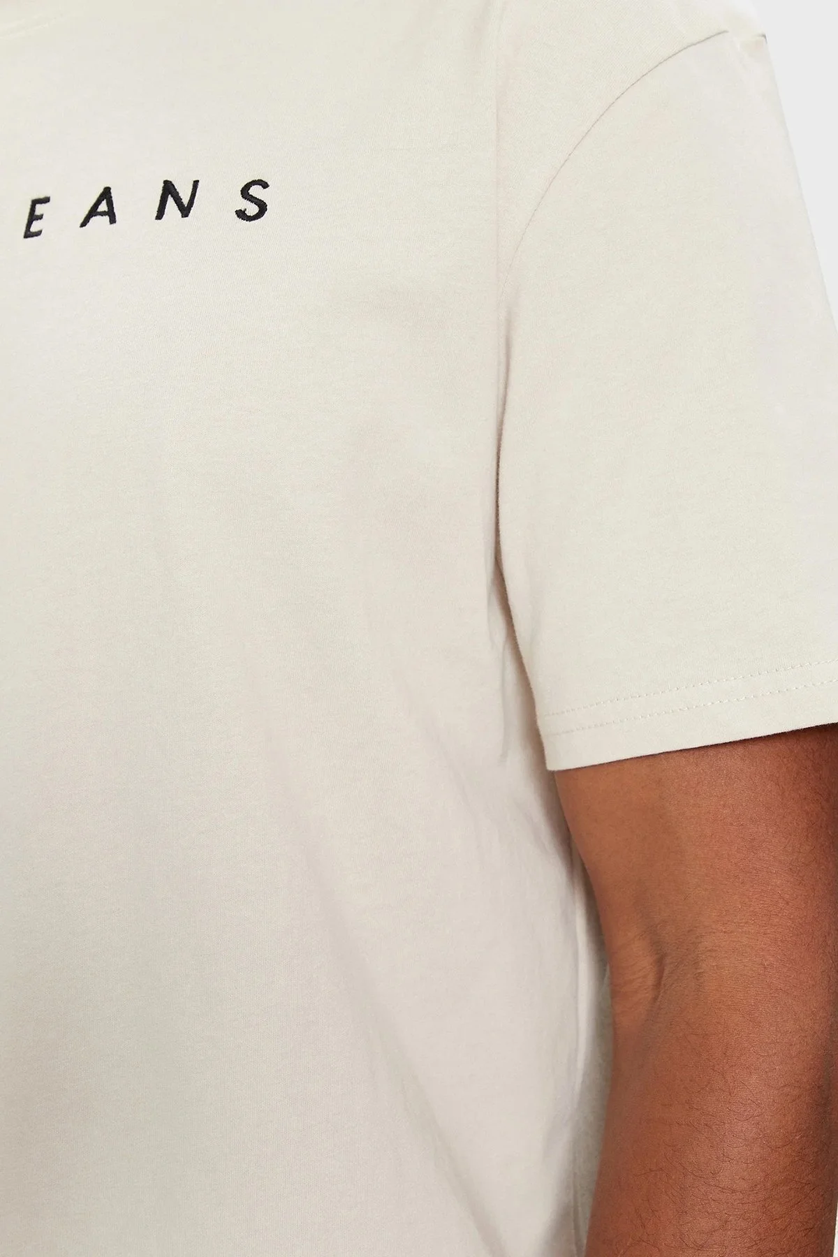 Tommy Jeans Pamuklu Regular Fit Erkek T Shirt DM0DM17993 ACG BEJ - 5