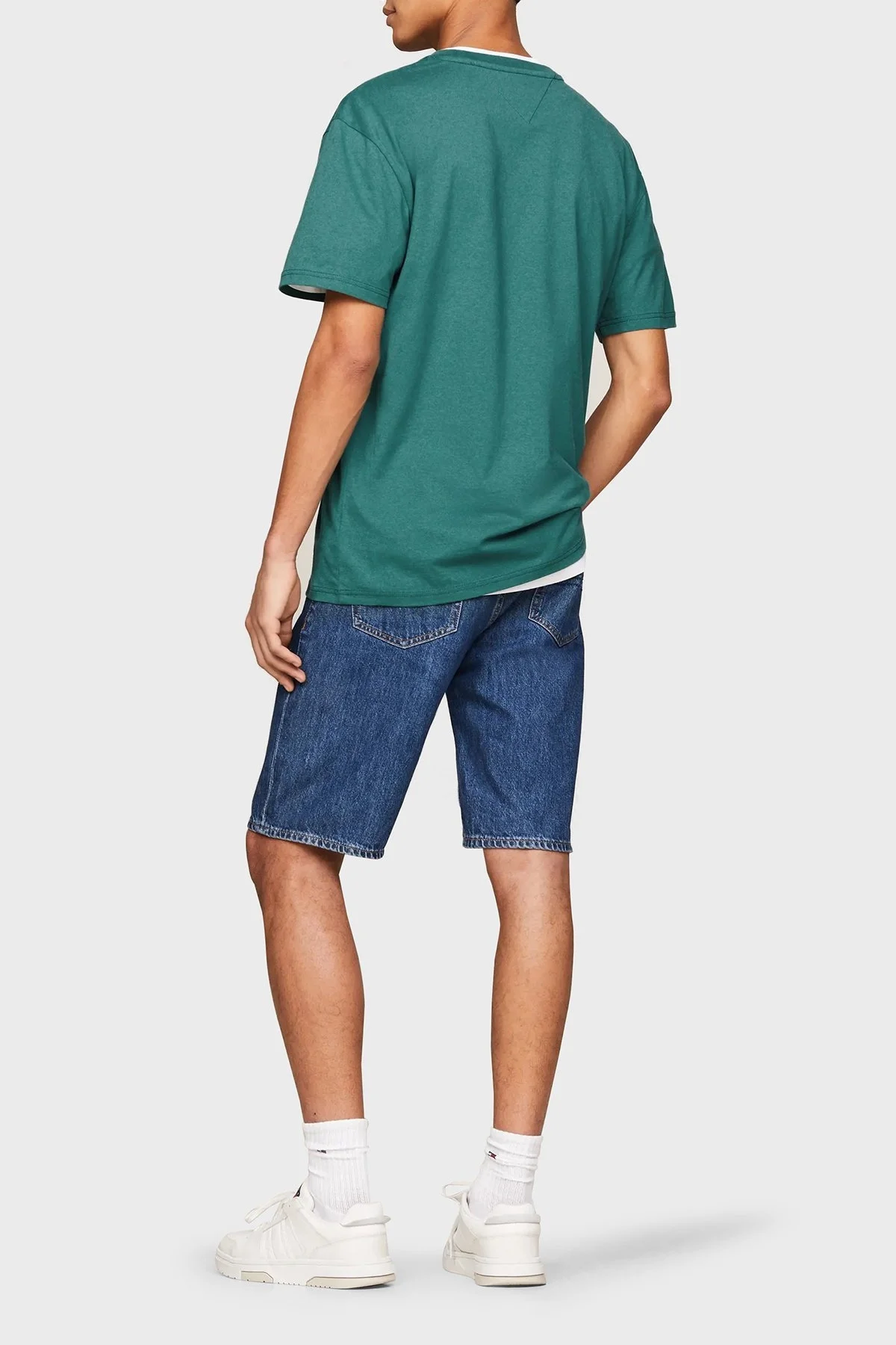 Tommy Jeans Pamuklu Regular Fit Erkek T Shirt DM0DM17993 CT0 TURKUAZ - 5