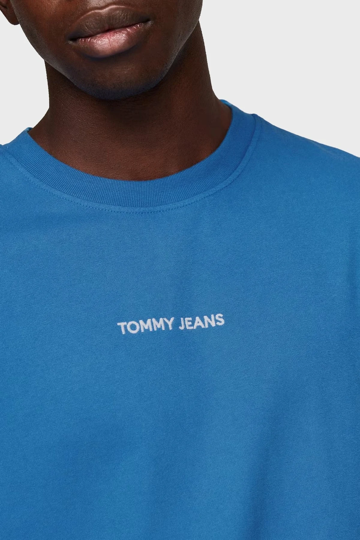 Tommy Jeans Pamuklu Regular Fit Erkek T Shirt DM0DM18519 C2T SAKS - 4