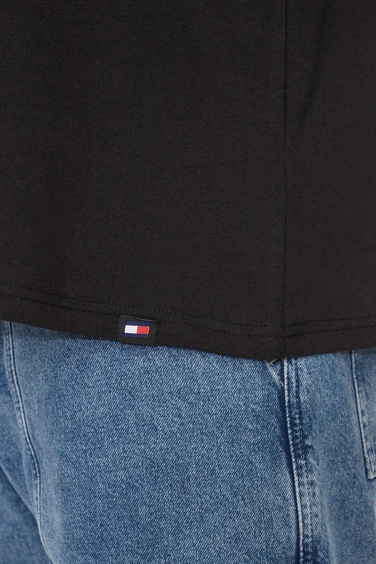 Tommy Jeans Pamuklu Regular Fit Erkek T Shirt DM0DM18528 BDS SİYAH - 5