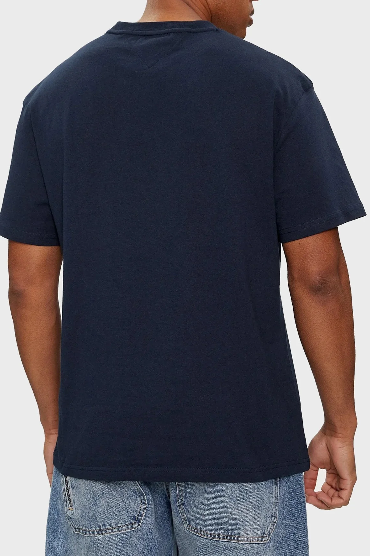 Tommy Jeans Pamuklu Regular Fit Erkek T Shirt DM0DM18572 C1G LACİVERT - 3