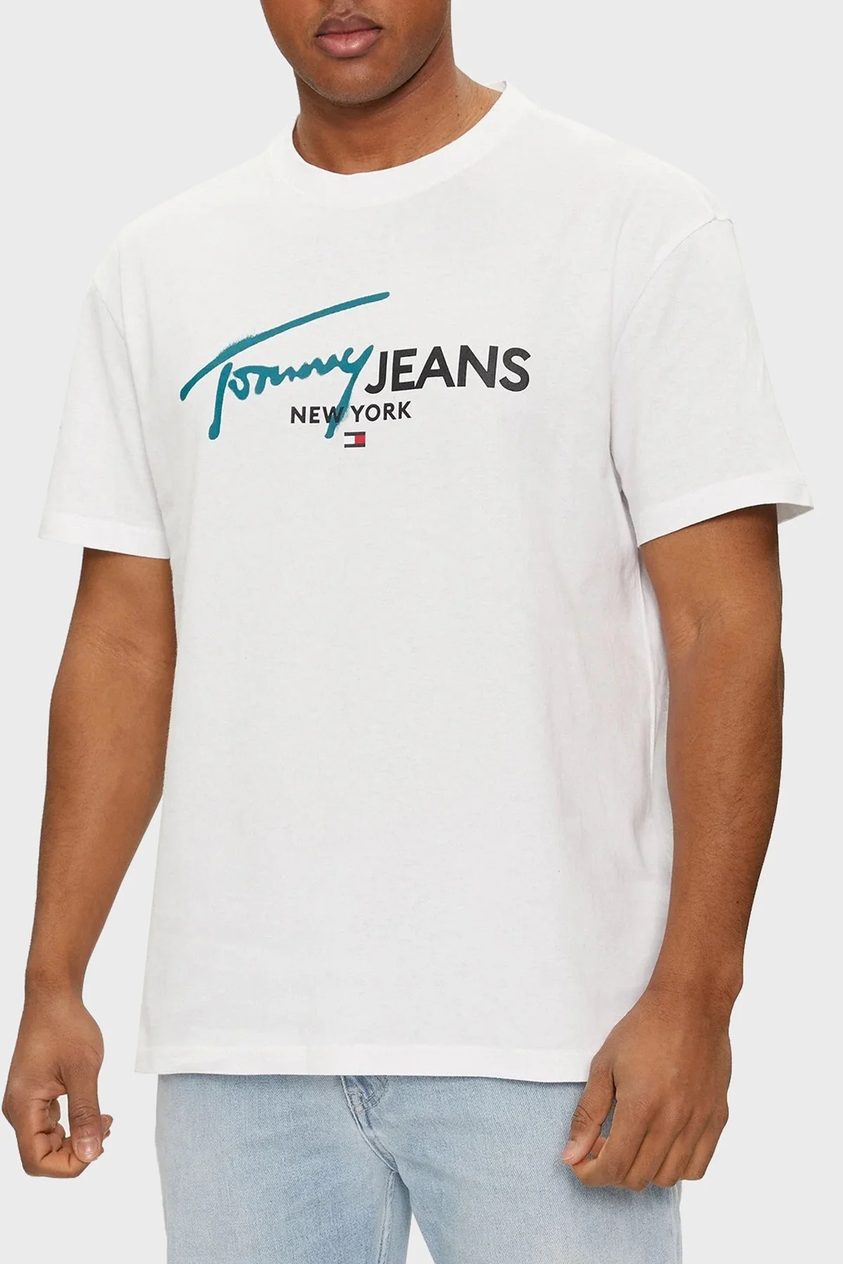 Tommy Jeans Pamuklu Regular Fit Erkek T Shirt DM0DM18572 YBR BEYAZ - 1