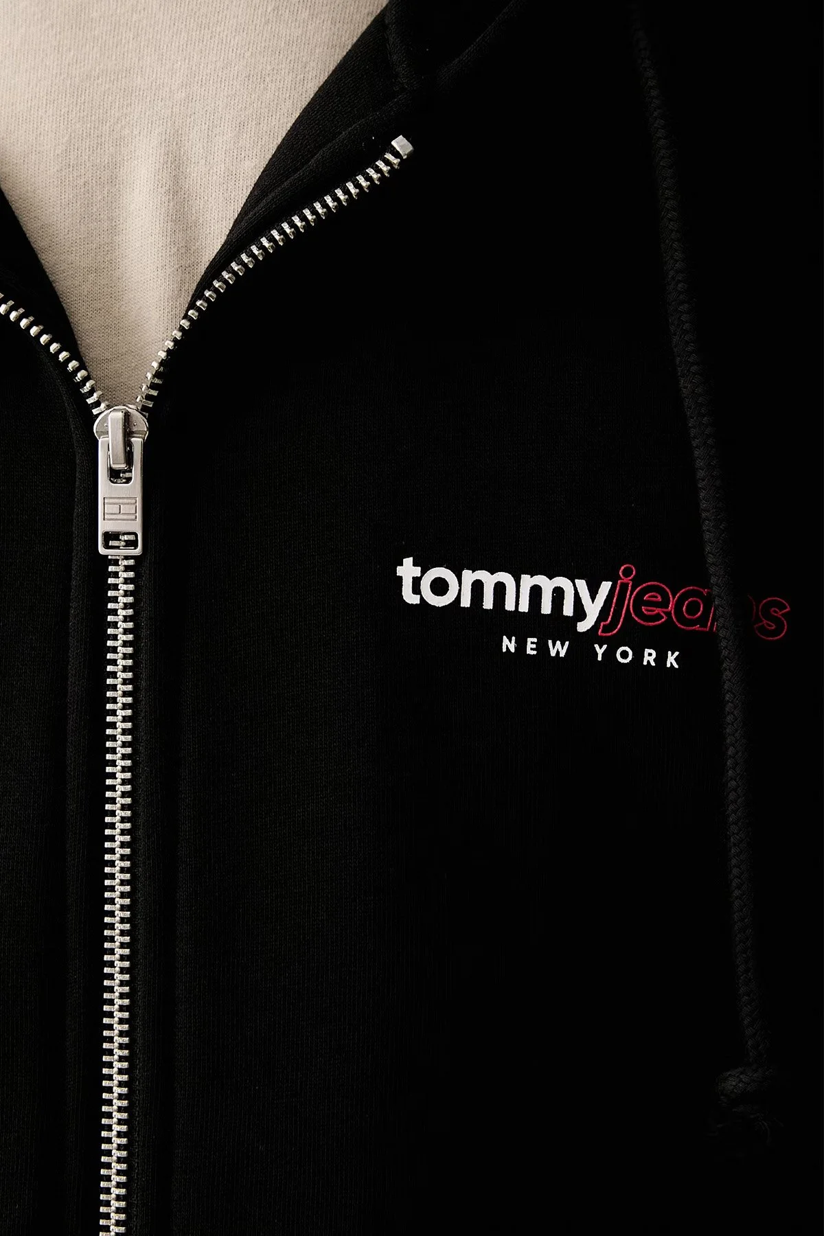 Tommy Jeans Pamuklu Regular Fit Kapüşonlu Erkek Sweat DM0DM23404 BDS Siyah - 5