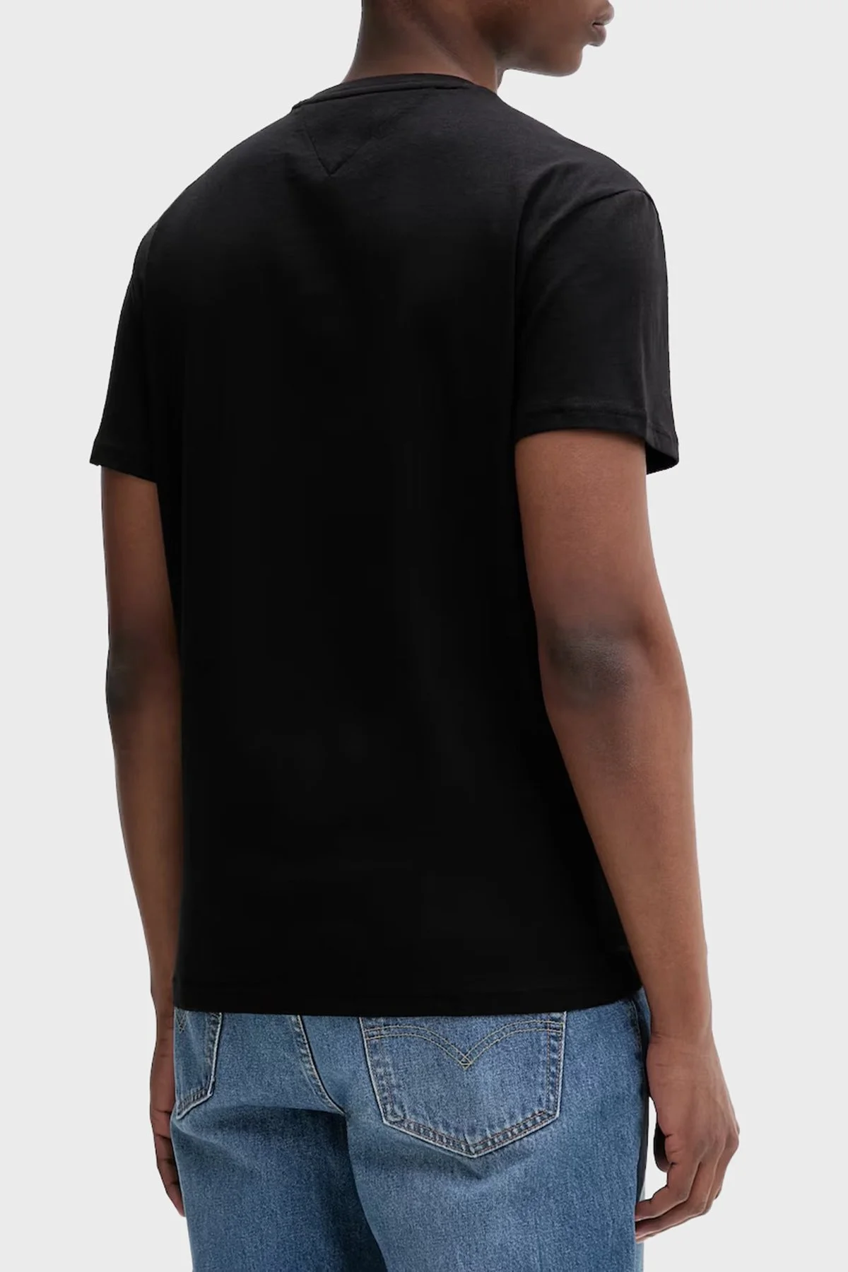 Tommy Jeans Pamuklu Regular Fit Logolu Bisiklet Yaka Erkek T Shirt DM0DM22539 BDS SİYAH - 3