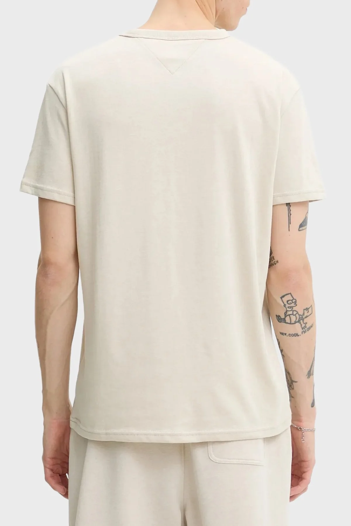 Tommy Jeans Pamuklu Regular Fit Logolu Bisiklet Yaka Erkek T Shirt DM0DM22667 YBH BEYAZ - 2